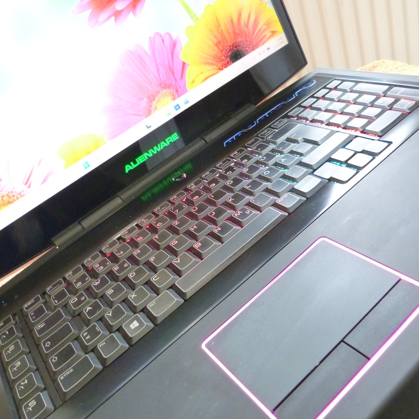 Alienware M18x R2 HIGH END FULLHD I 2TB SSD Windows 11 l 16GB RAM NEW l Core i7