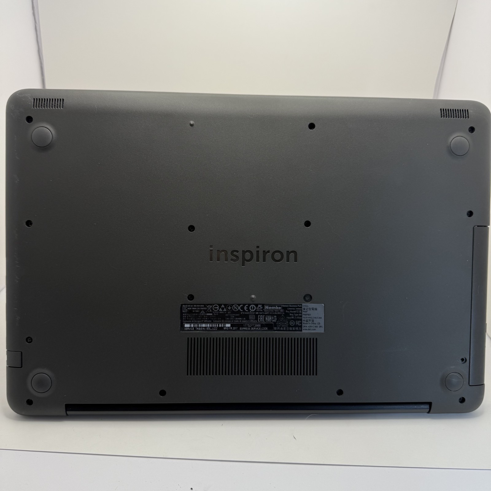 Dell P66F001 15 Inches 16GB RAM AMD 7th Generation Will Work W New HD