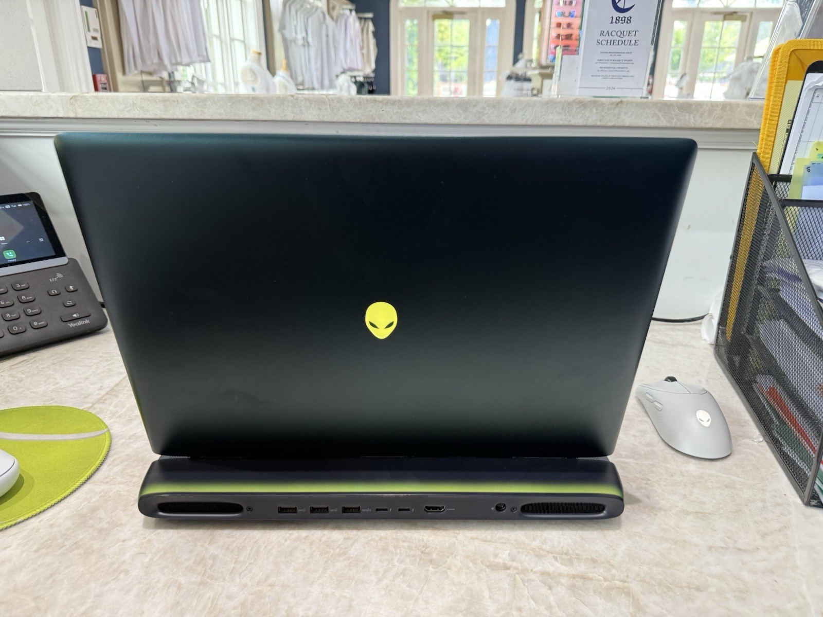 Alienware Area 51 16” w/ RTX 5080!! 7tb of Storage!