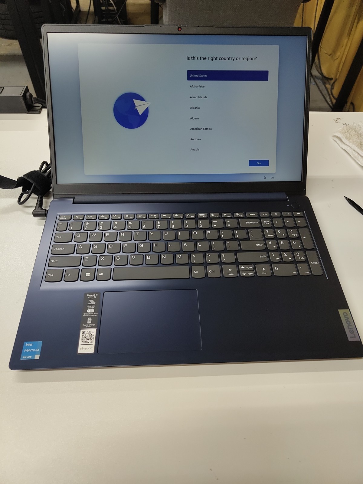 Lenovo IdeaPad 1 15IJL7 Laptop 15.6” eMMC Intel Pentium