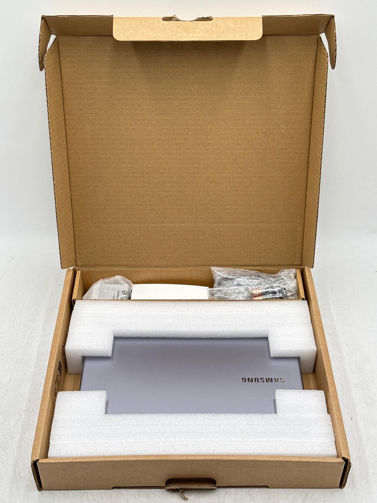Samsung Chromebook Plus 12.2” 32GB Intel Celeron 4GB Laptop – Open Box