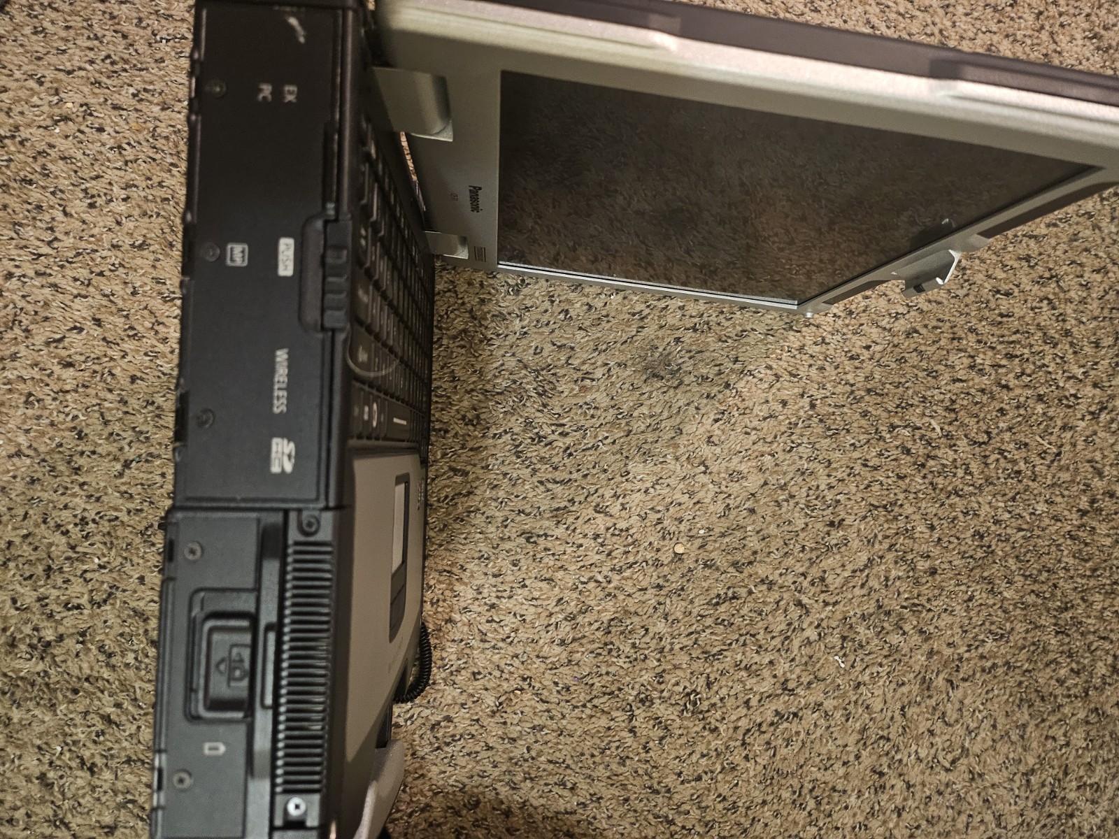 Panasonic ToughBook CF-31 Intel Core i5-M520 13″ 4gb ram works well no HDD