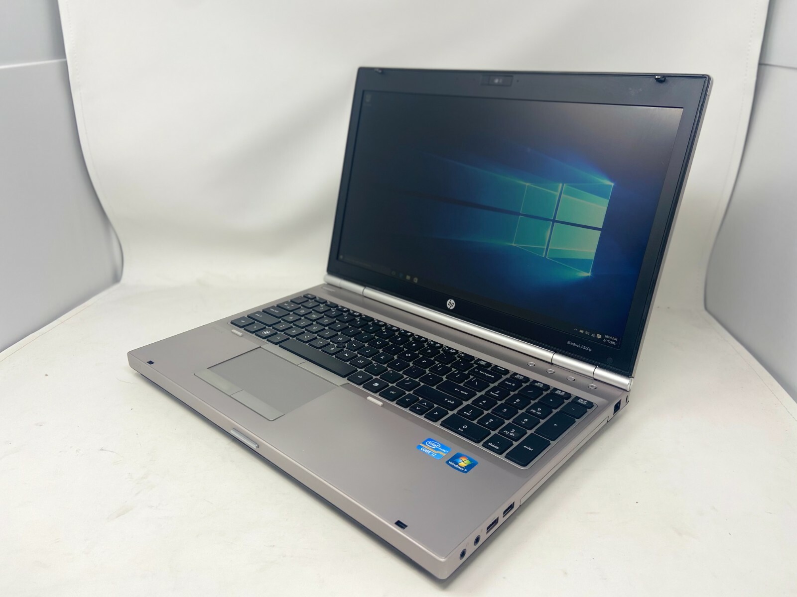 HP EliteBook 8560p 15″ Core i7-2620M 2.7GHz 8GB 256GB SSD Wn10 AMD Gaming Laptop