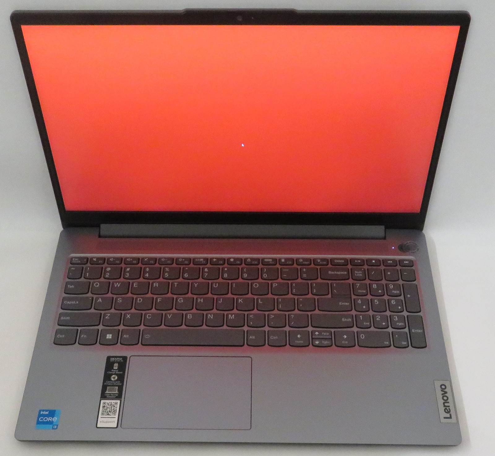 Lenovo IdeaPad Slim 3 15IRU8 i3 1305U 1.6GHz 8GB RAM 256GB Windows 11