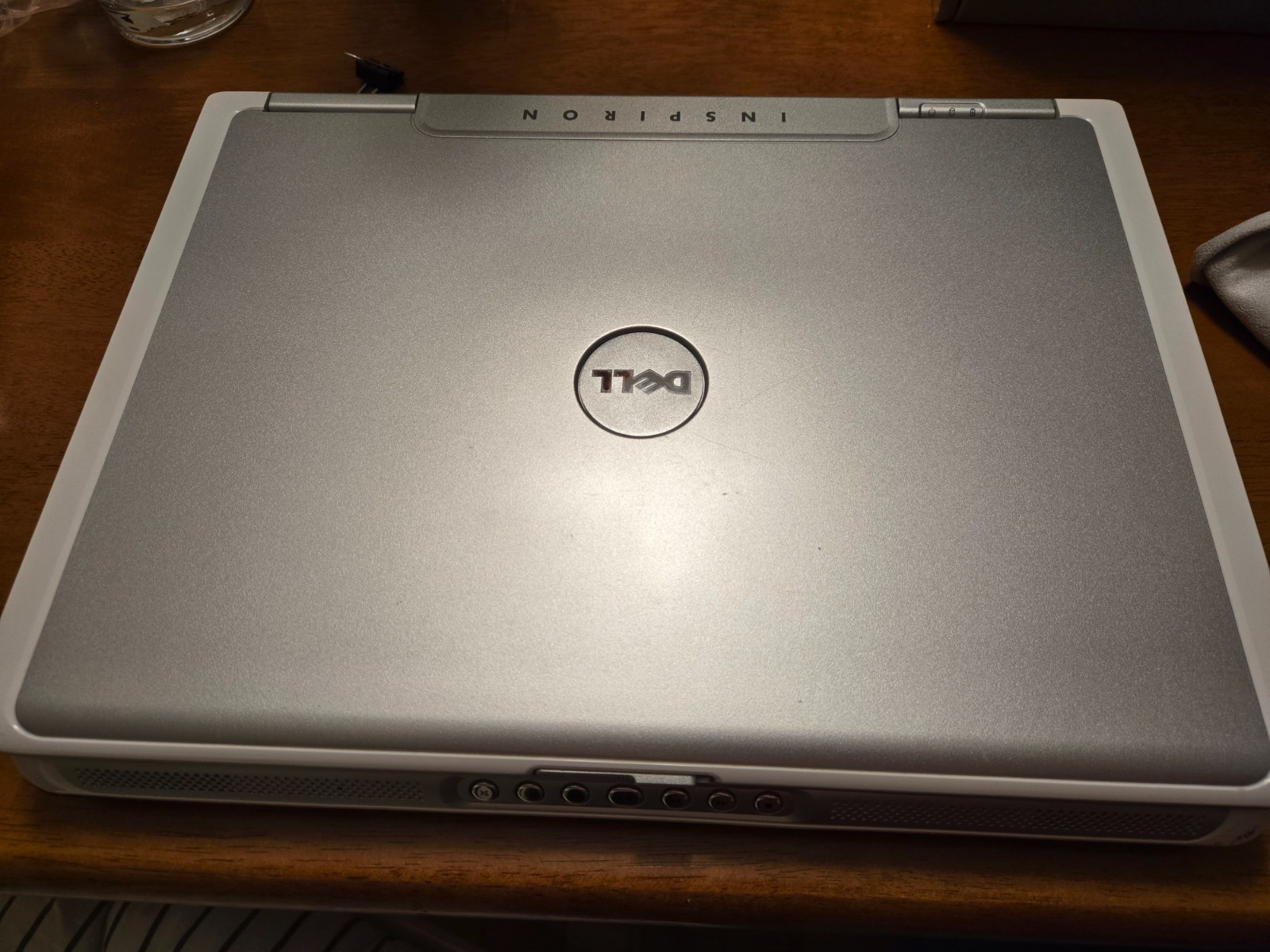 Dell Inspiron 6000 Win XP Pentium 730 1.6ghz, 2gb ram, 60gb HD with case
