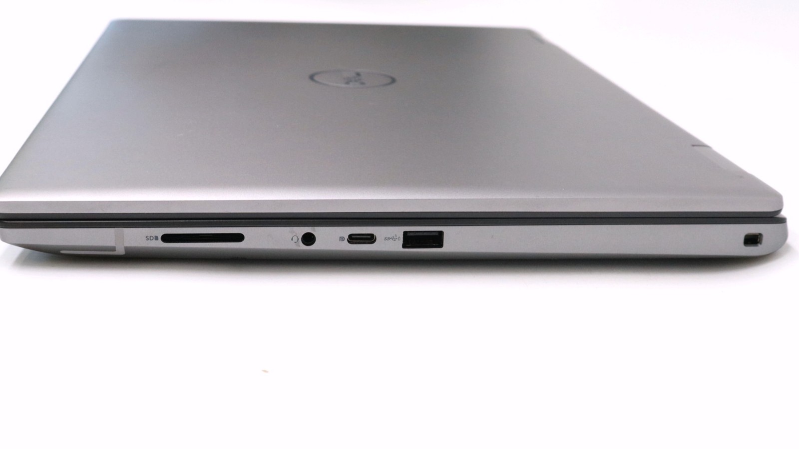 Dell Precision 7670 16″ i7-12850hx 32GB 1TB – Good