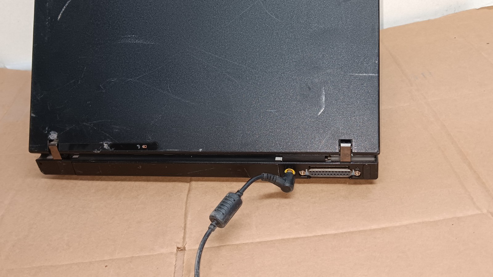 Retro Loaded IBM Thinkpad R52 Gaming Laptop 1.73 GHz 2 GB Ram Windows XP Hme SP3