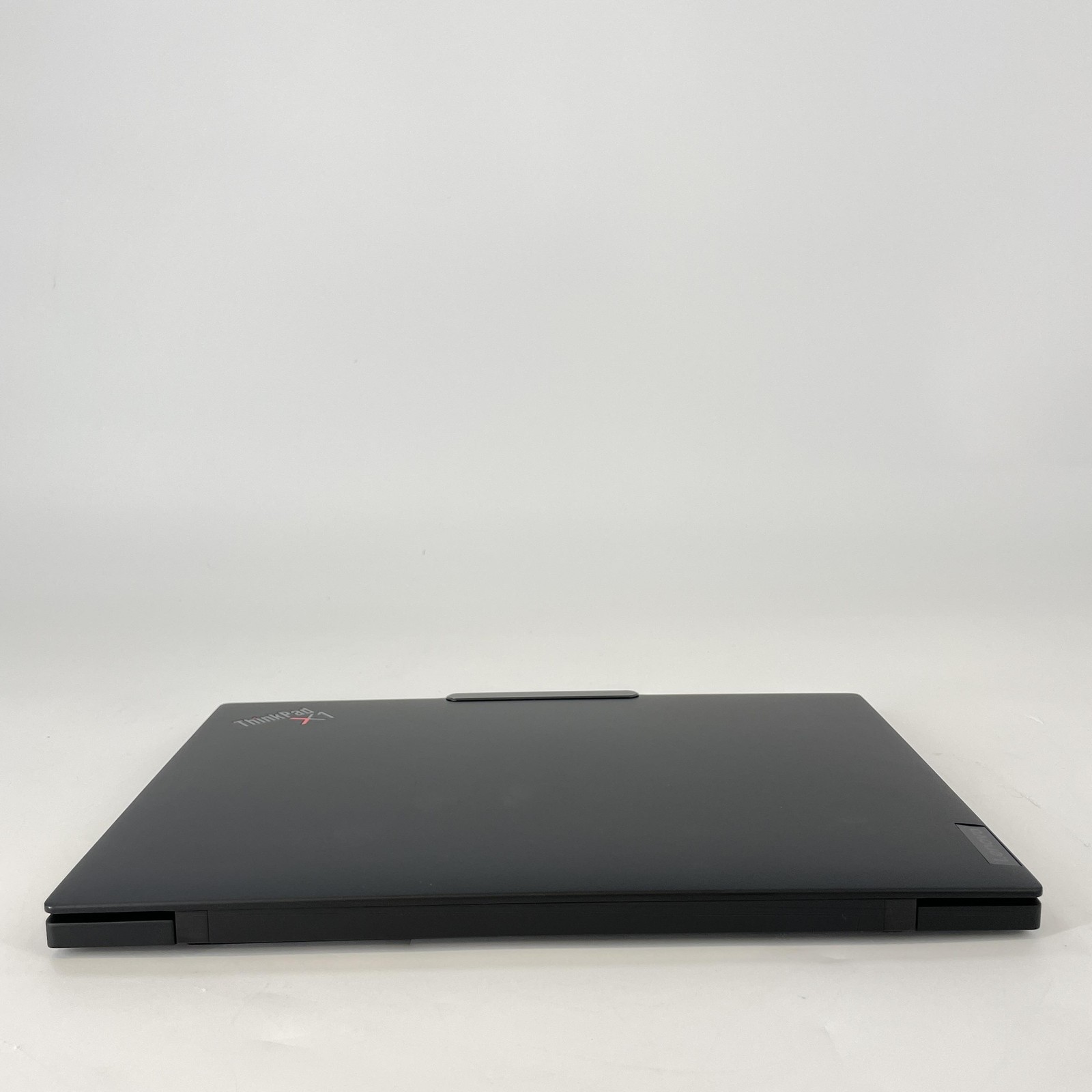 Lenovo ThinkPad X1 Carbon Gen 12 14 QHD+ 1.7 GHz Ultra 7 155U 16GB 256GB SSD