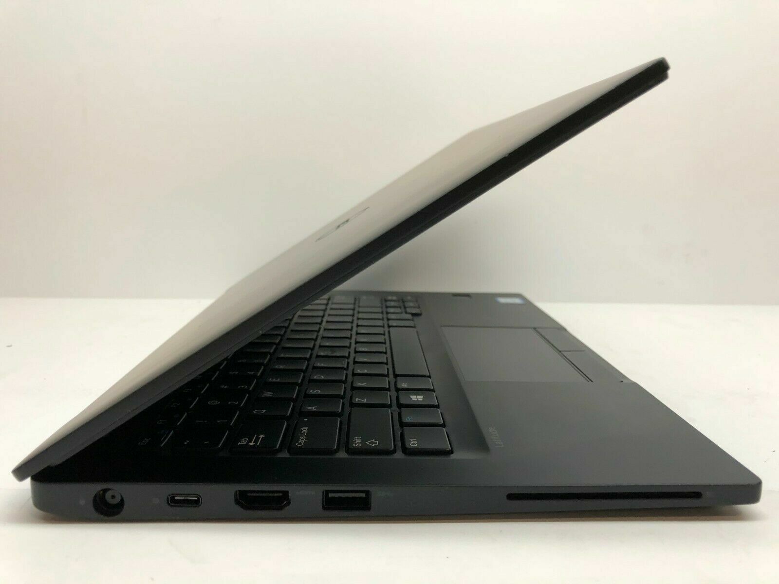 Dell Latitude 7280 12.5″ Intel Core i7-7600U 2.80 GHz 16GB DDR4 SDRAM 256GB SSD