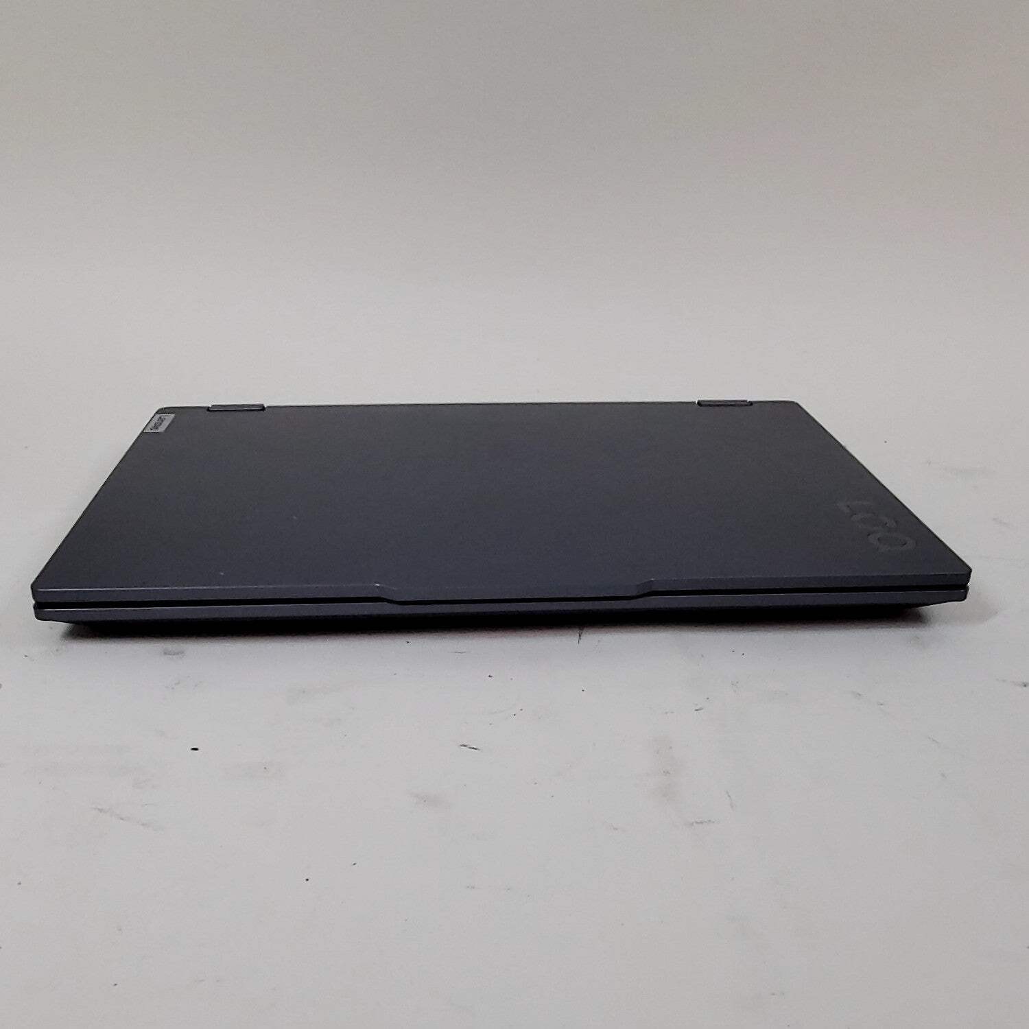 Lenovo LOQ 15 ARP9 15 Ryzen 7 7435HS 3.1GHz 512GB SSD READ