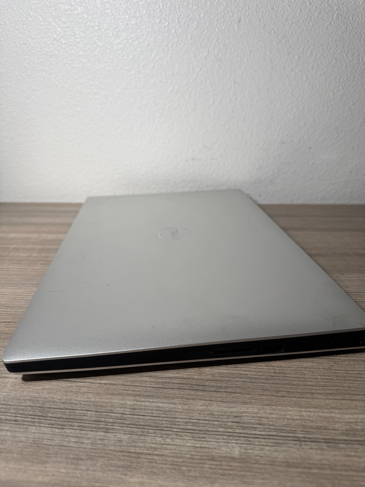 Dell XPS 15 9570 [I7-8750H 2.20GHz, 512GB, 16GB RAM] Win11Pro