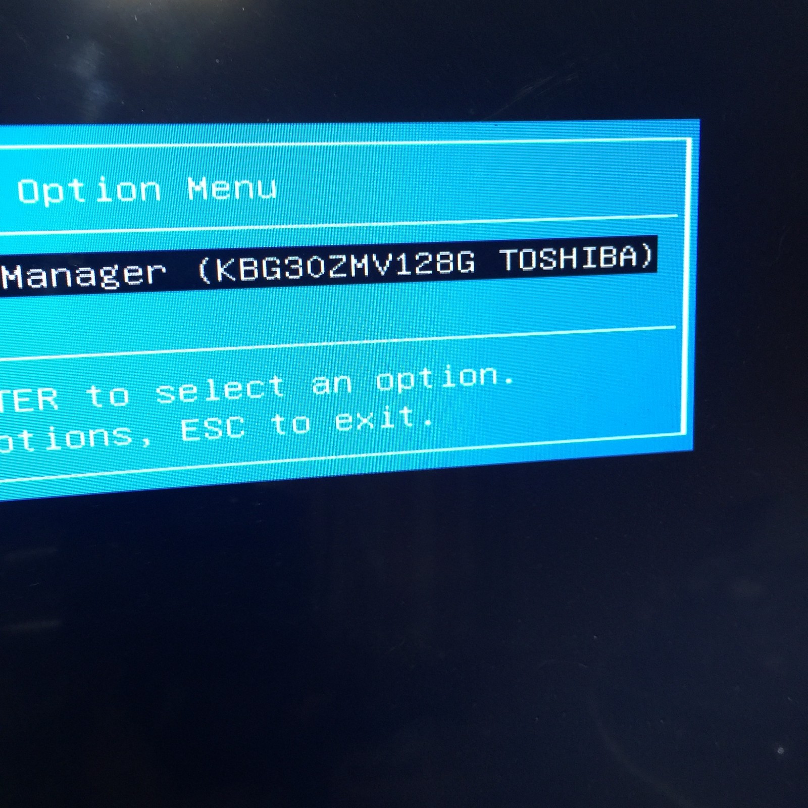 HP dk0002dx 14″ AMD A9-9425 3.1GHz 4GB RAM Radeon R5 128GB SSD DAMAGED SCREEN