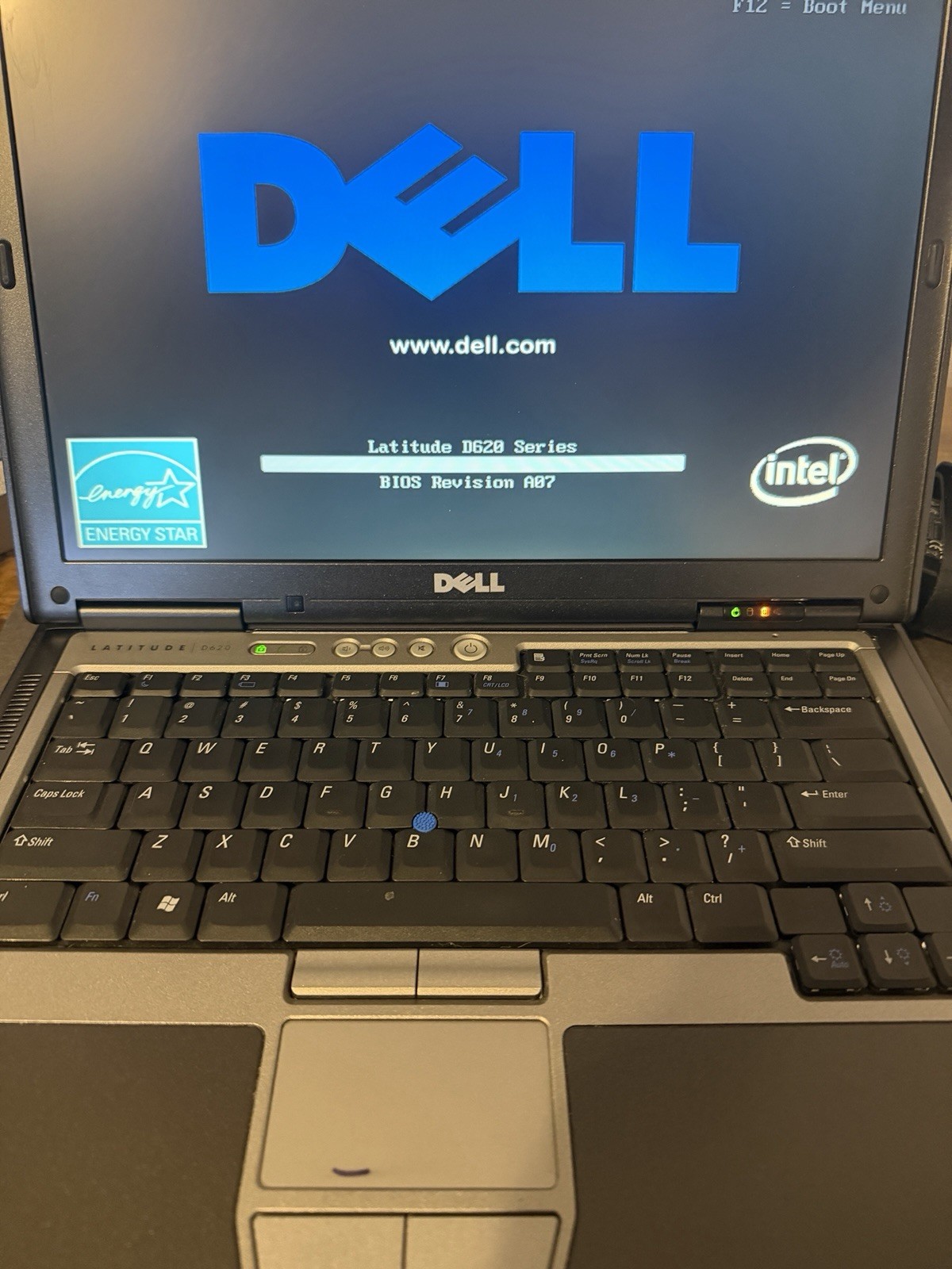 Dell D620 Laptop 1GB RAM 80GB HD Windows XP WIFI DVD