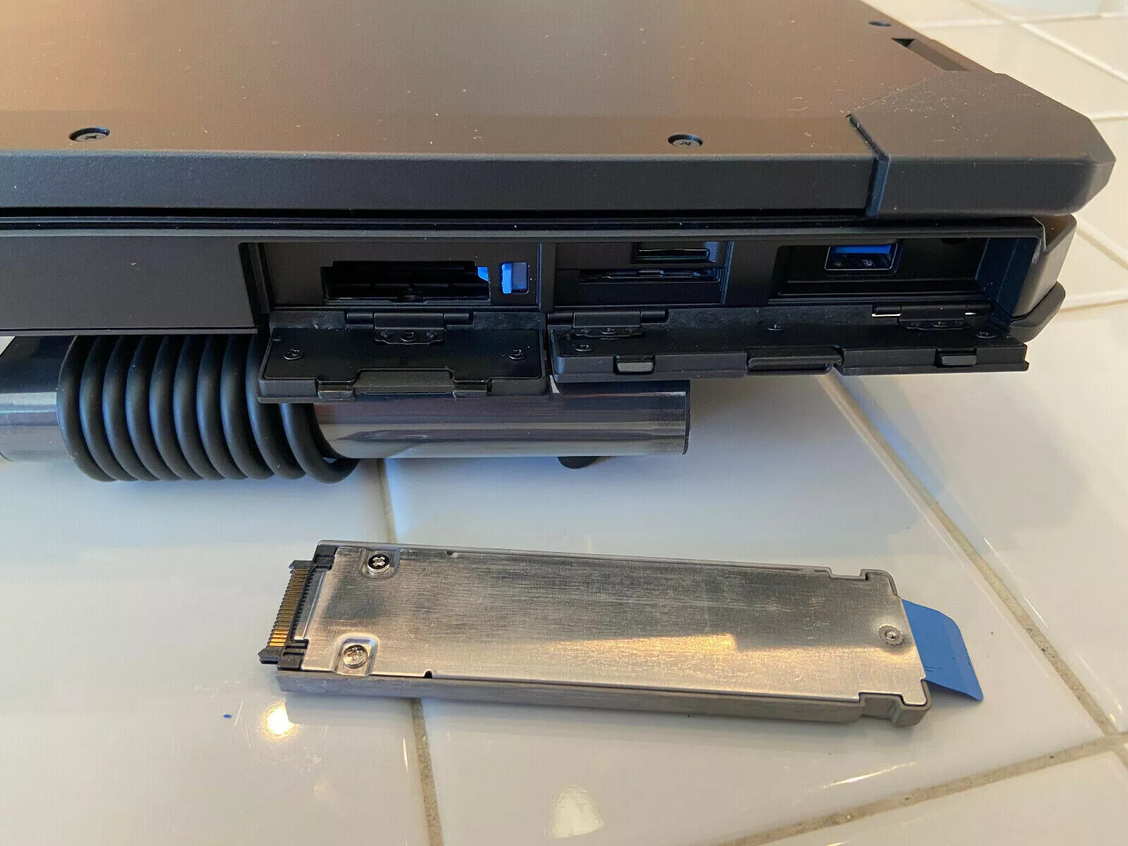 DELL LATITUDE ULTRA RUGGED 5420 i5-6300U up to 32GB RAM 2TB SSD Toughbook NT