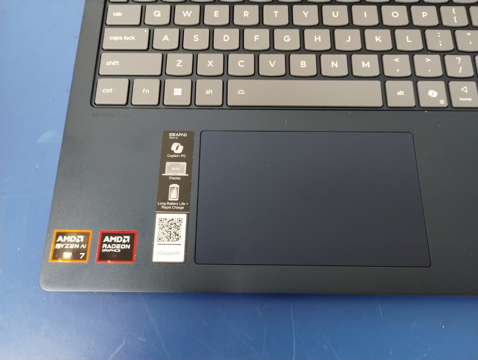 LENOVO IdeaPad Slim 5 AMD Ryzen AI 7 2.00 GHz 16GB RAM 1TB NVMe SSD TOUCH SCREEN