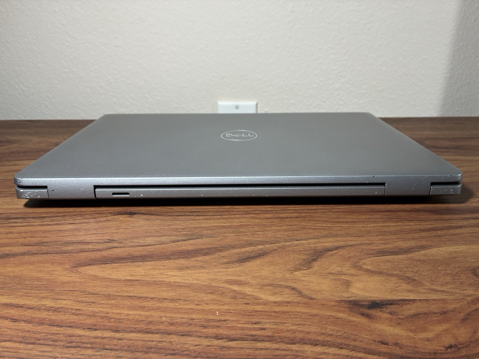 Dell Precision 3590 Ultra 5 8GB DDR5 256GB SSD Win 11 15.6” FHD WIN 11 Warranty!