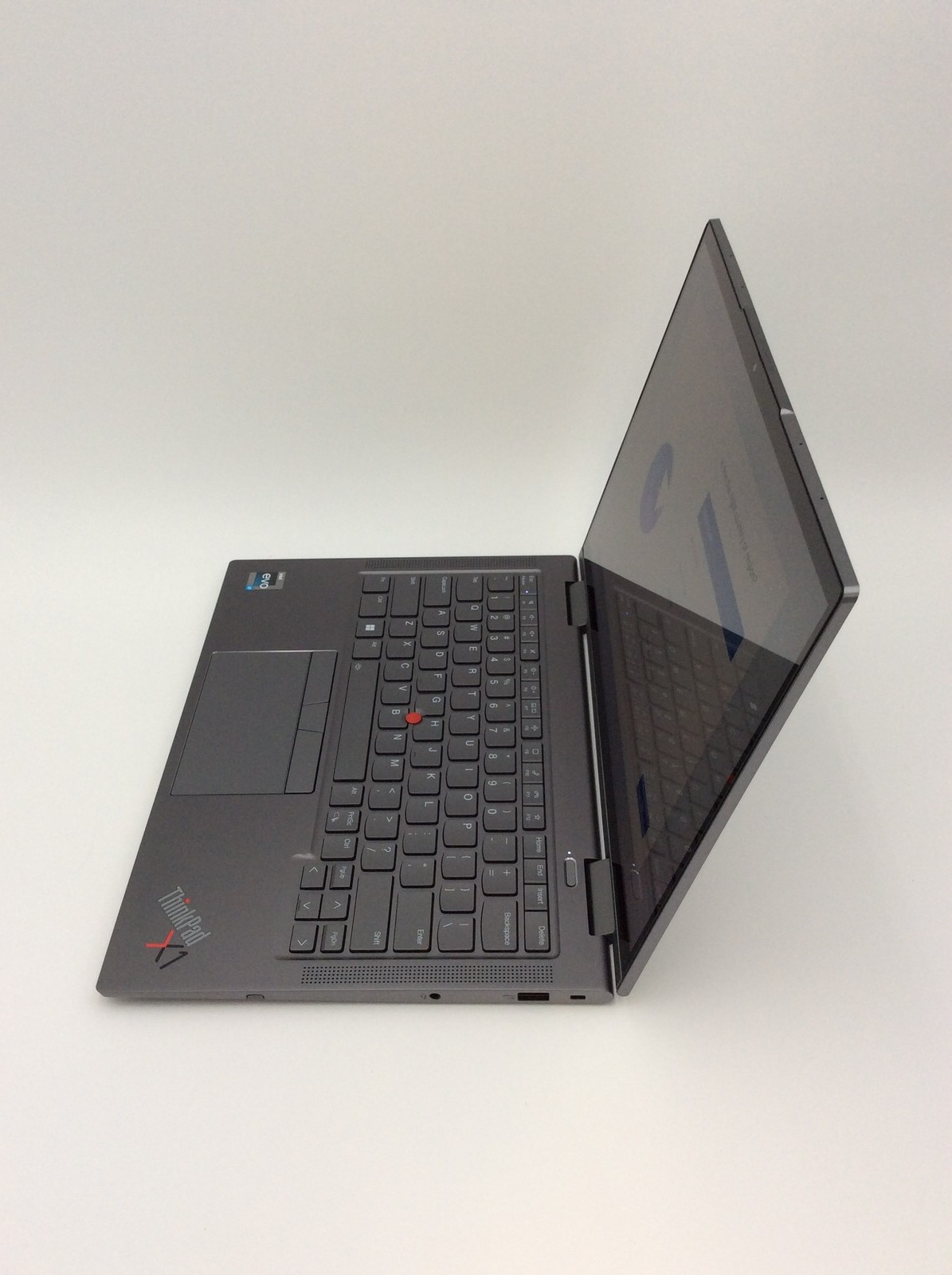 Lenovo Thinkpad X1 Yoga G7 ICi7-2.2GHz 1270P 32GB RAM 512GB SSD W11 14″ TS