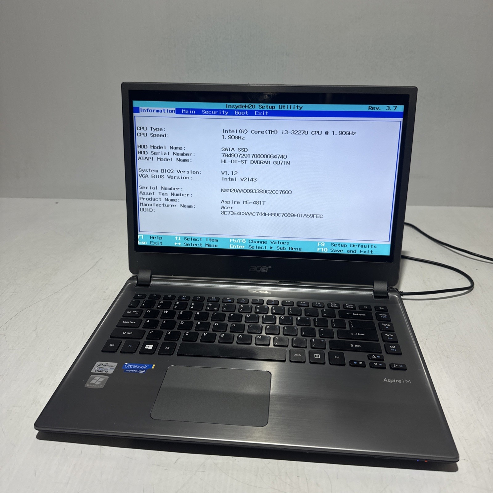 Acer Aspire M5-481T 15″ Laptop i3-3227U 4gb Ram No Drives Boots Bios No P/S