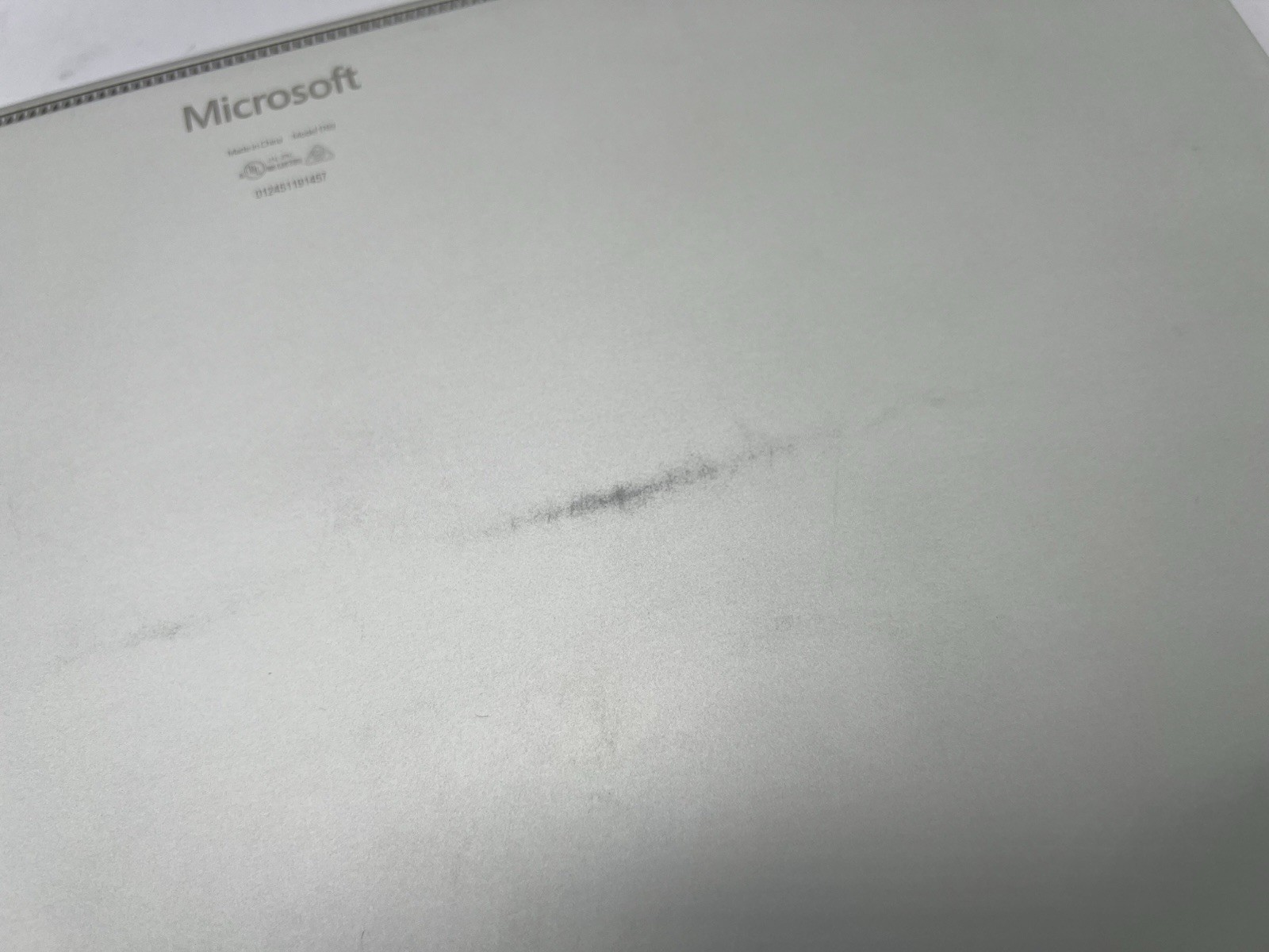 Microsoft Surface Laptop 2, i7-8650U, @ 1.90GHz, 16GB RAM, 512GB NVMe-No OS/AC