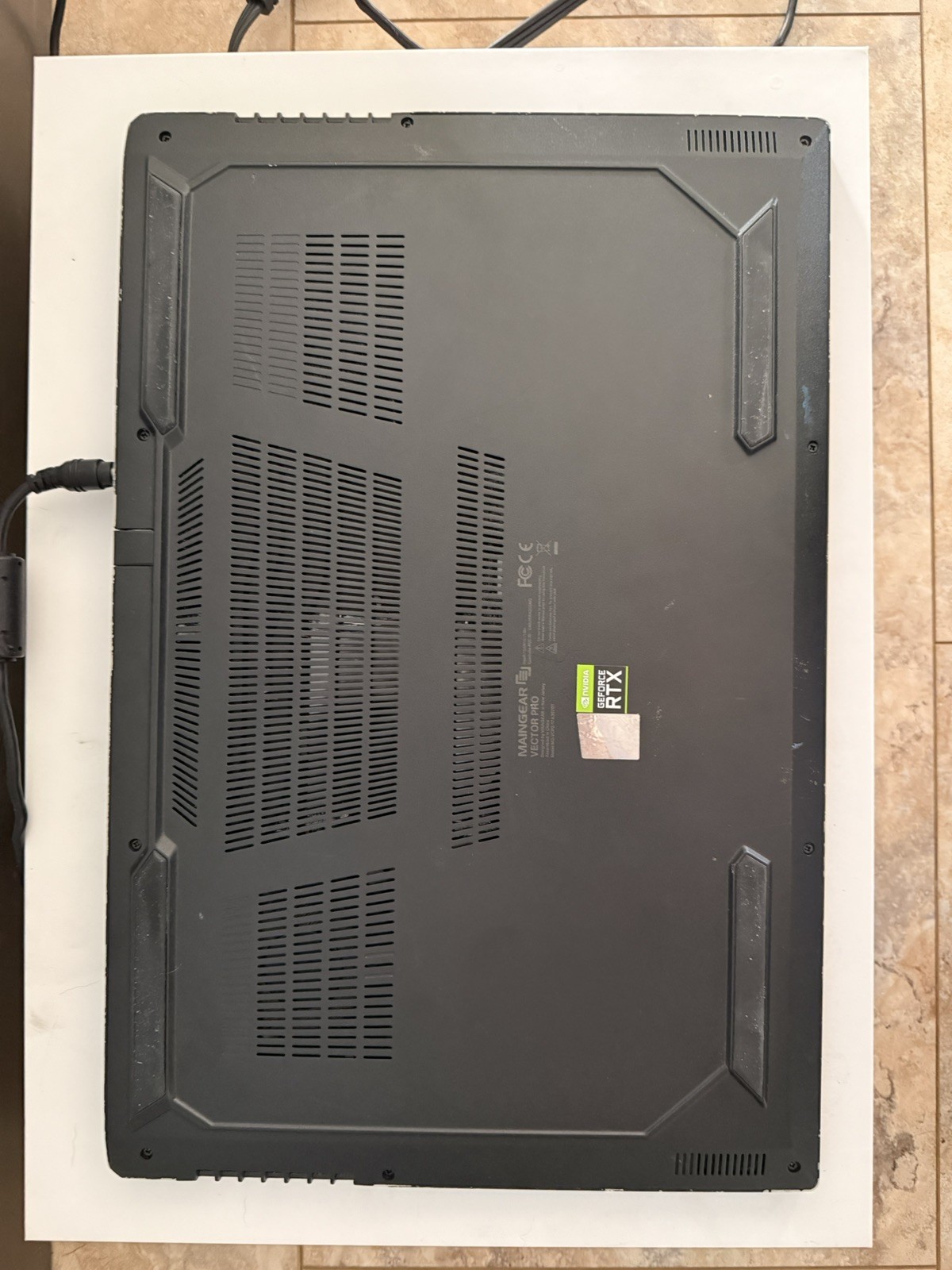 MAINGEAR Vector Pro 2 Gaming Laptop — Ryzen 9 6900HX | RTX 3070 Ti | 32GB DDR5 |
