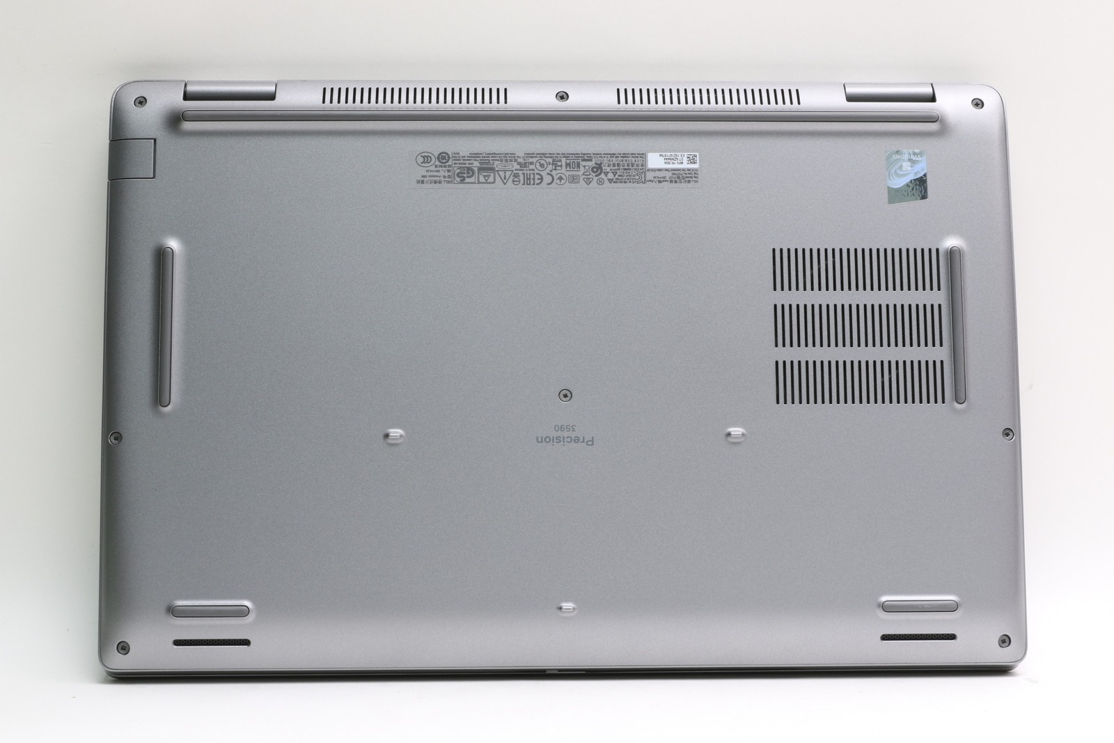 15.6″ Dell Precision 3591, Ultra 7 155H, 32GB, 1TB SSD, nVidia RTX 500