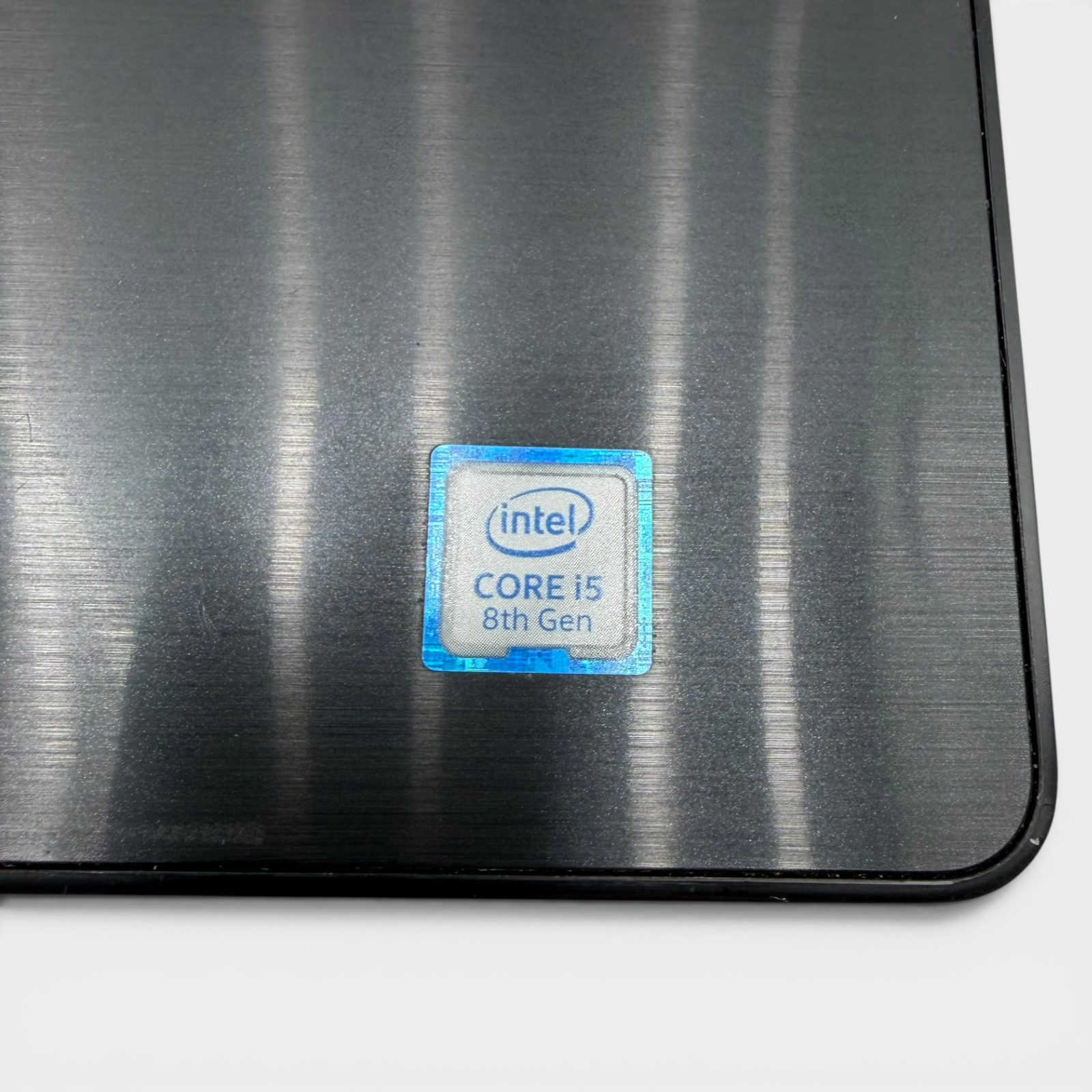 Dell Inspiron 5570 15.6″ Touch i5-8250U 12GB RAM 1TB HDD Win10 + Charger