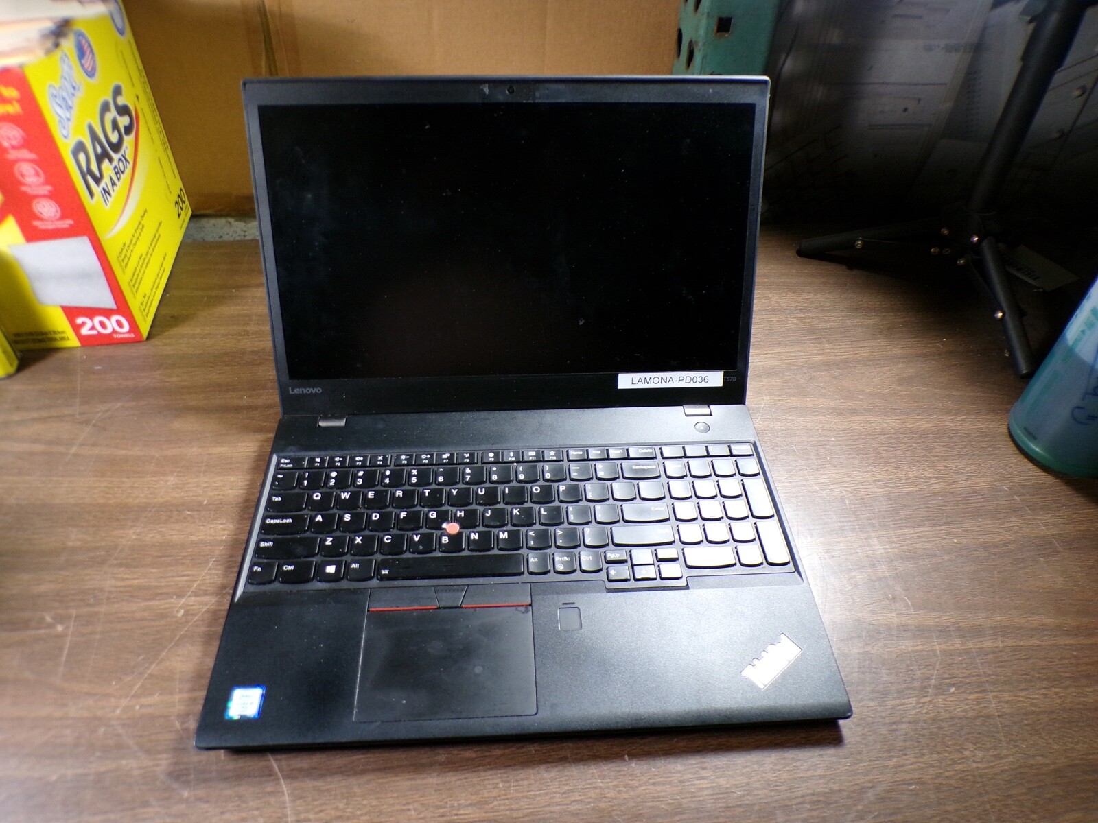 THINKPAD LENOVO T570 INTEL CORE I5-6300U 2.40GHZ 4GB RAM **NO HD/ NO CADDIE