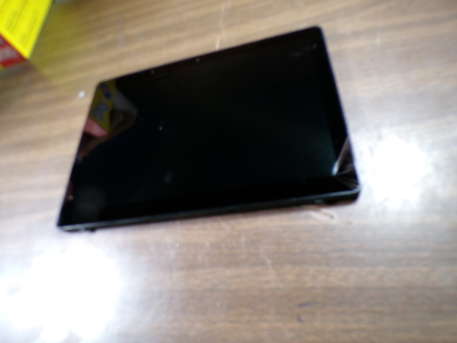 DELL LATITUDE 5290 2 IN 1 INTEL CORE I3-8130U 2.20GHZ 4GB RAM **POWER ON