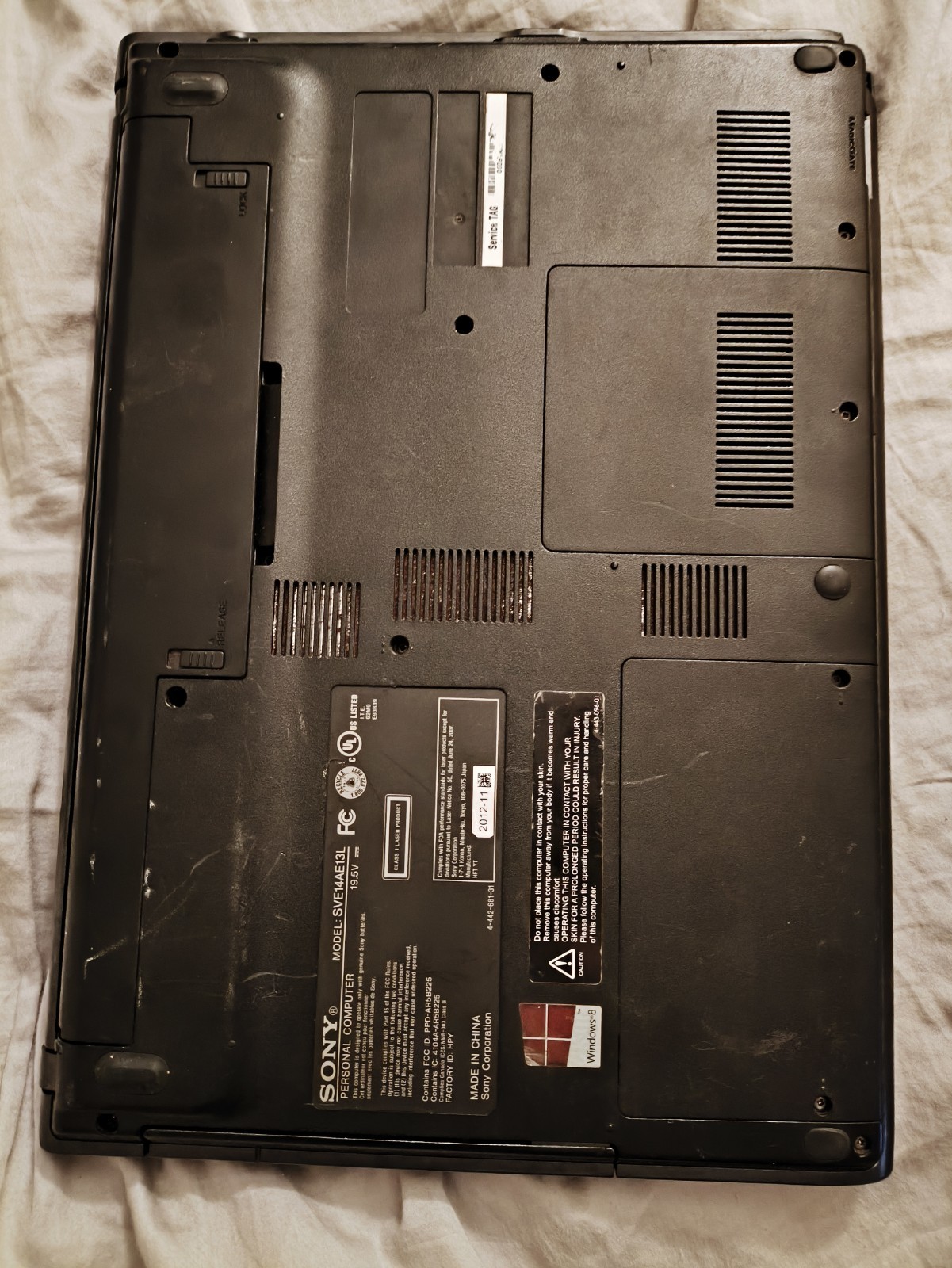 Sony Vaio Laptop Sve14ae13l I7-3632qm 16GB Samsung 500g SSD， Very Worn