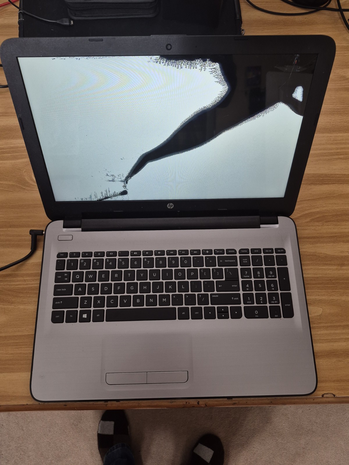 HP 15Z-DB000 Laptop – 15.6″, Broken Screen, Still Works, Charger Inc, For Parts