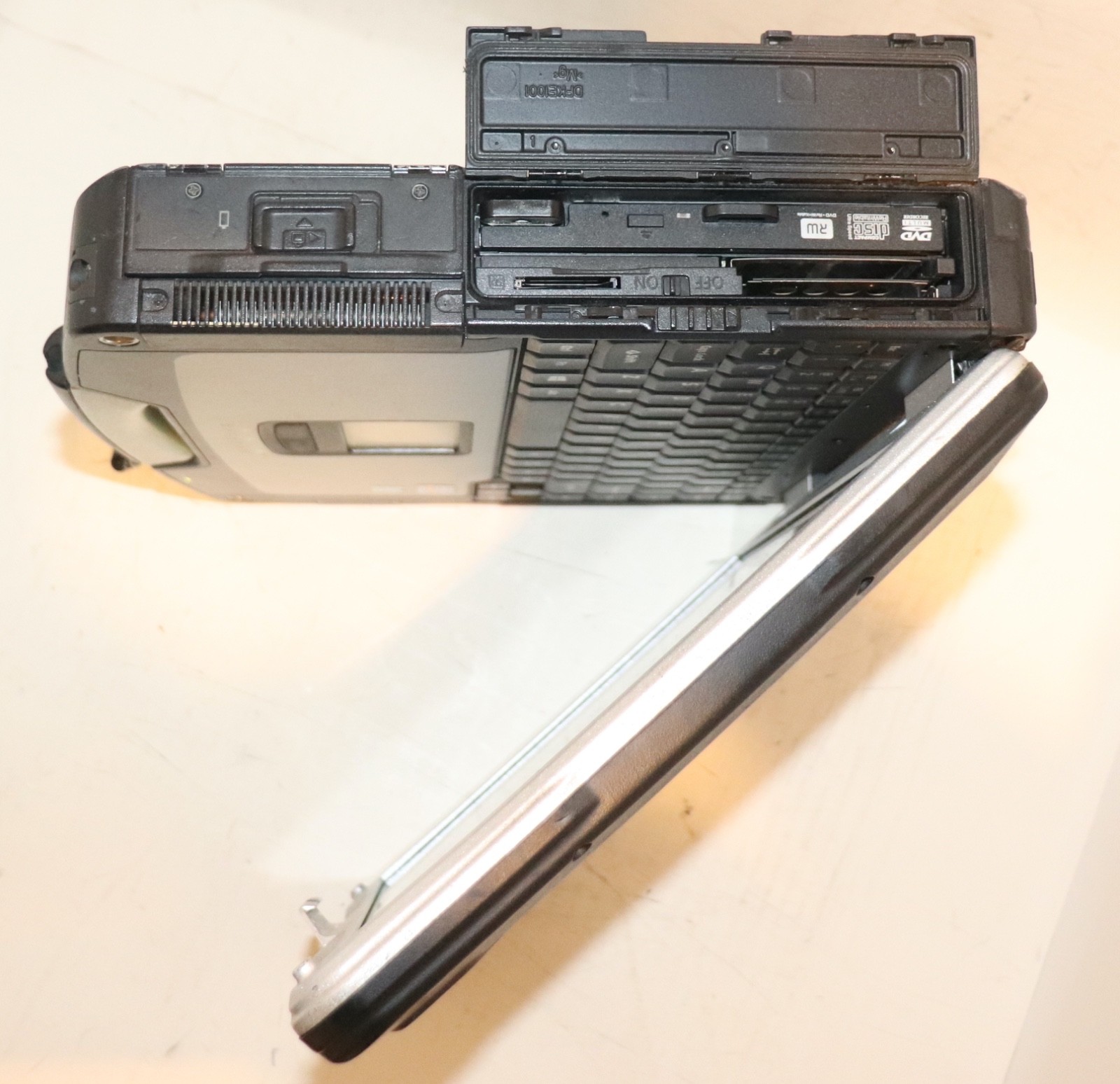 Panasonic ToughBook CF-31|Core i5@2.70 GHz|12GB RAM|256GBSSD|WIN10||Touch|WiFi