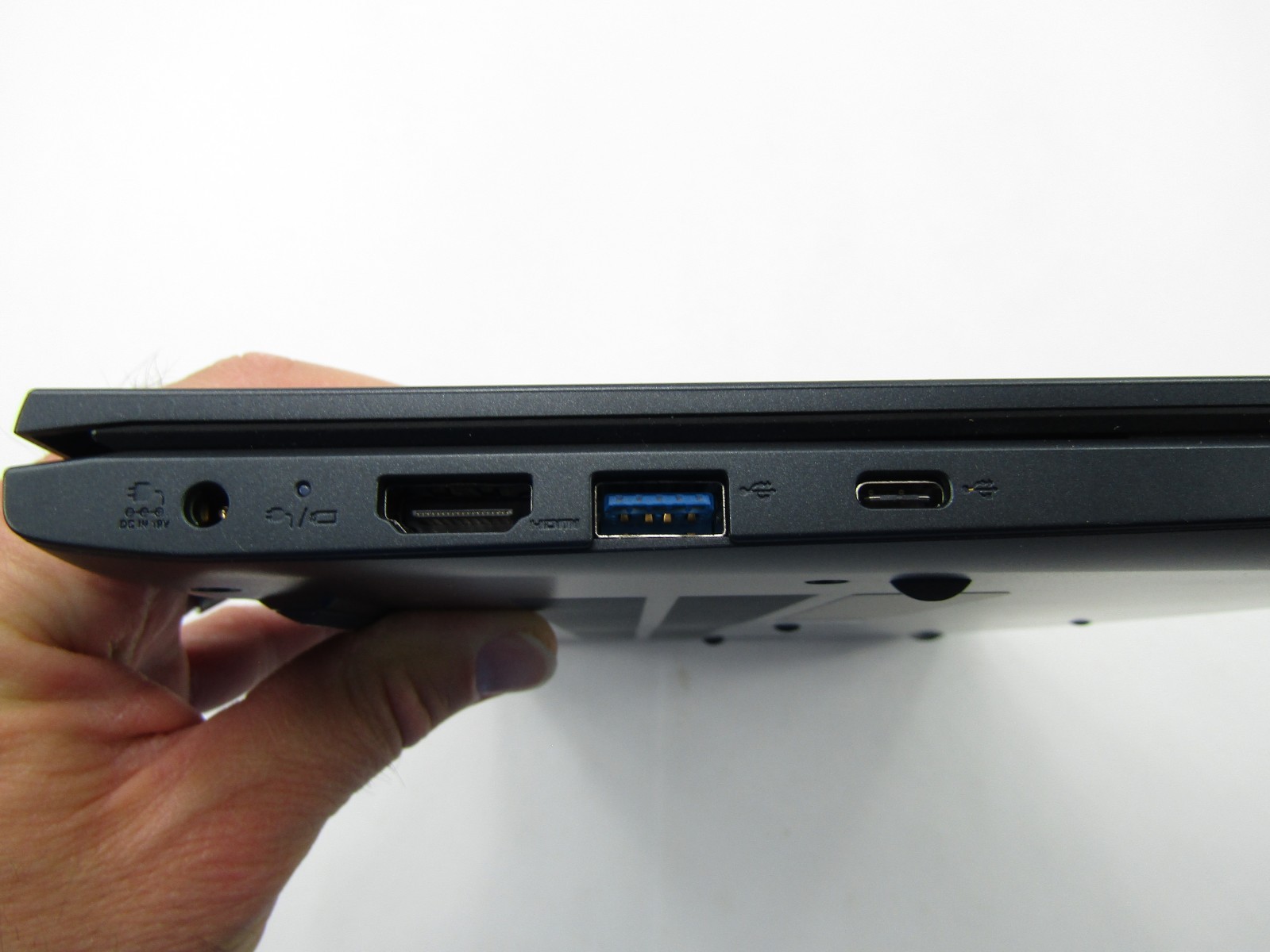 Dynabook Satellite Pro C40-K Laptop Original Instruction No Charger For Parts