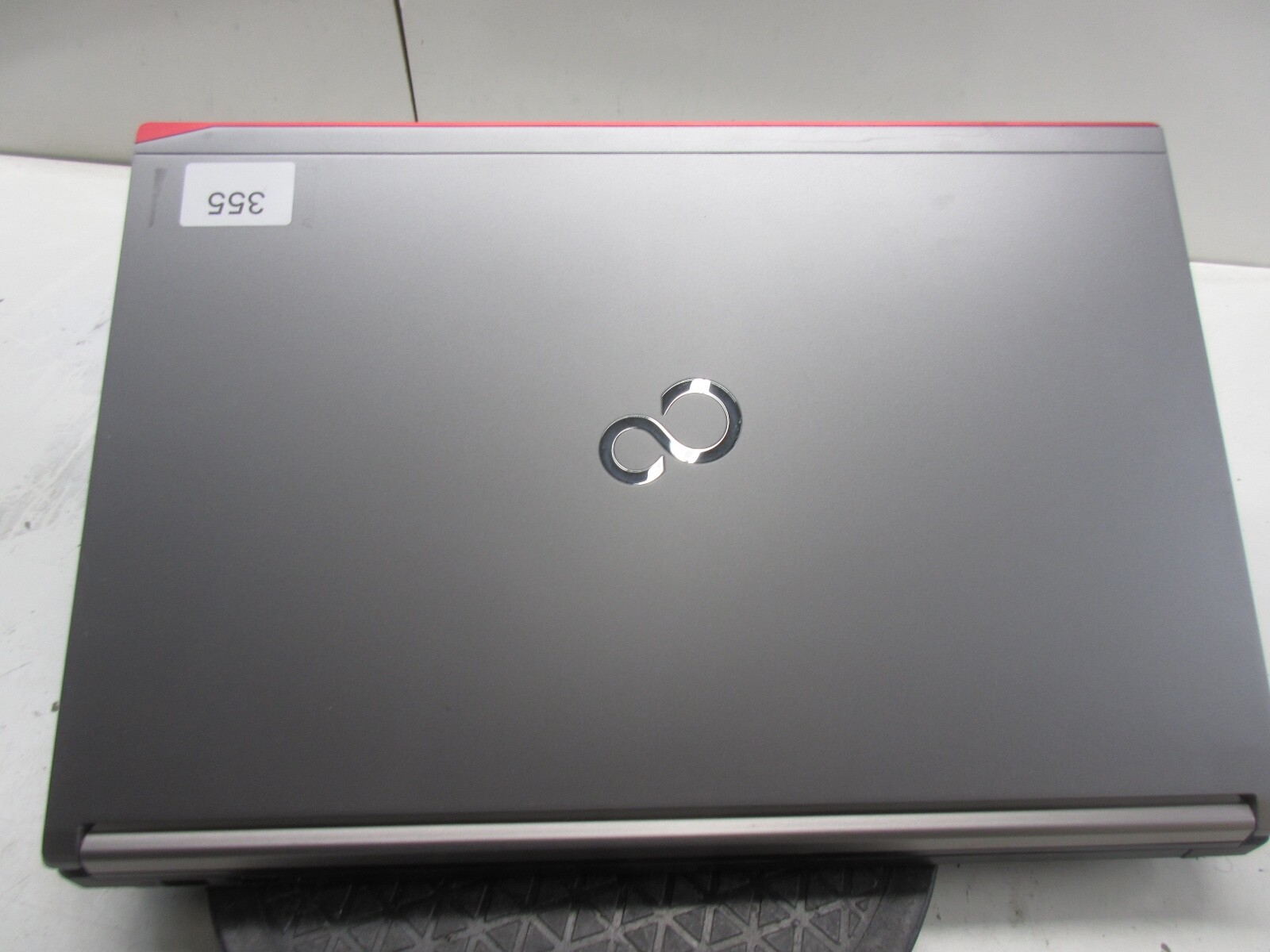 Fujitsu Lifebook E756 Intel Core i5-6300U 2.40GHz 16GB NO HDD No Batt
