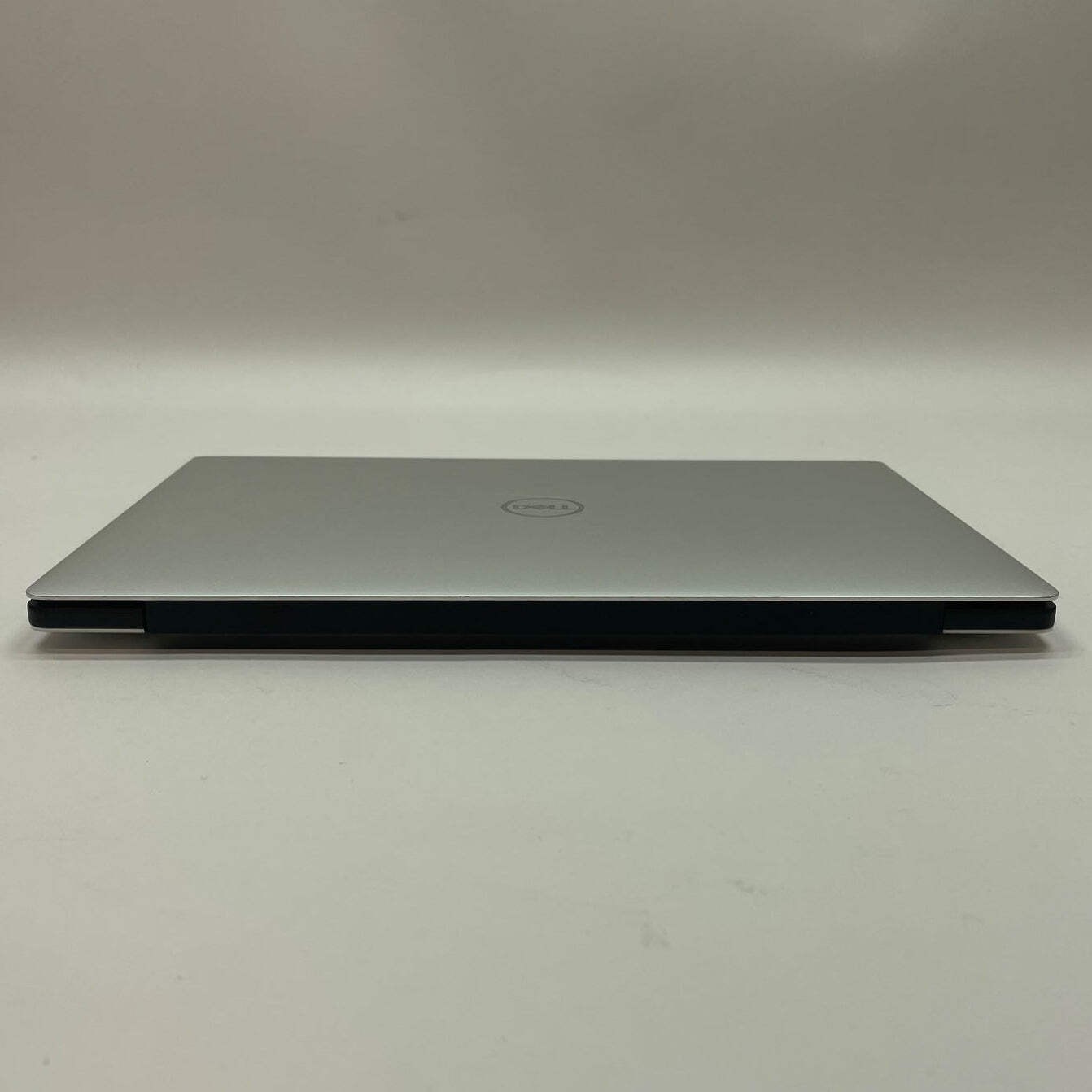 Dell XPS 13 7390 13.3″ i7-10710U 1.1GHz 16GB RAM 512GB SSD