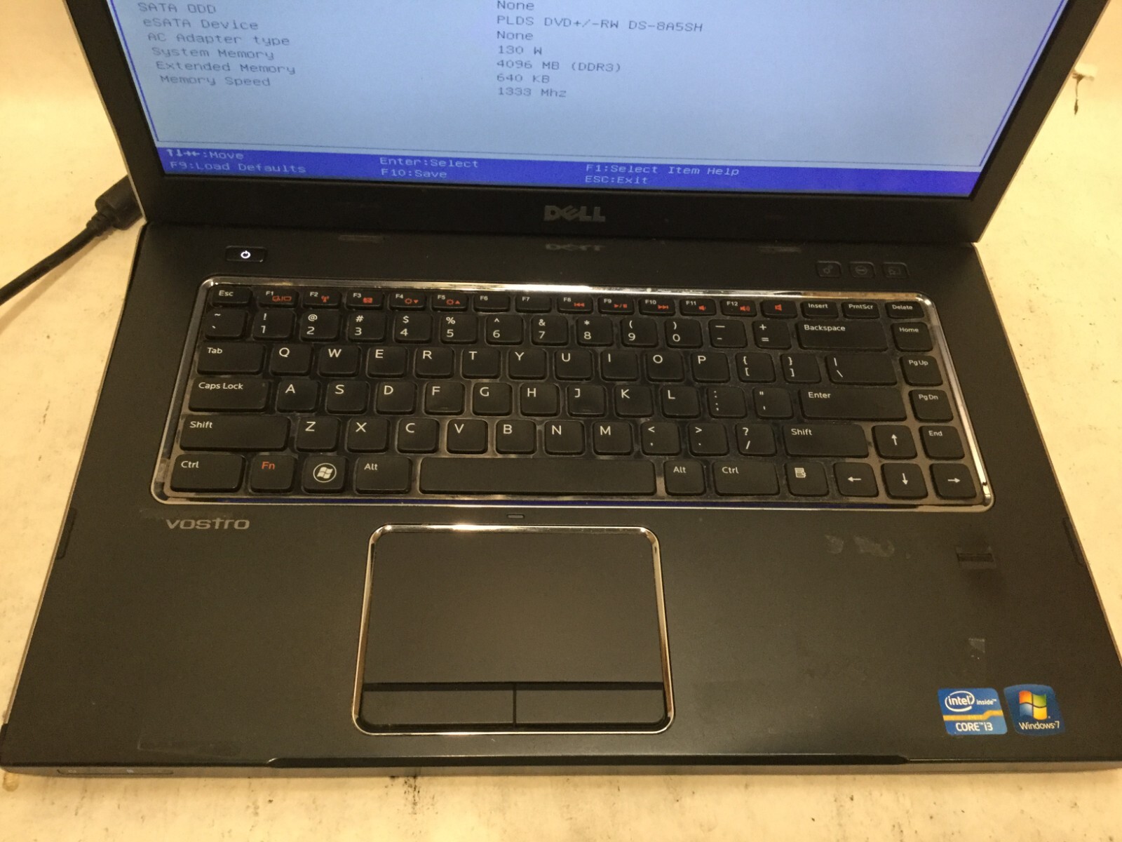 Dell Vostro 3550 15.6” / Intel Core i3-2310M @ 2.10GHz / (MISSING PARTS!) -MR