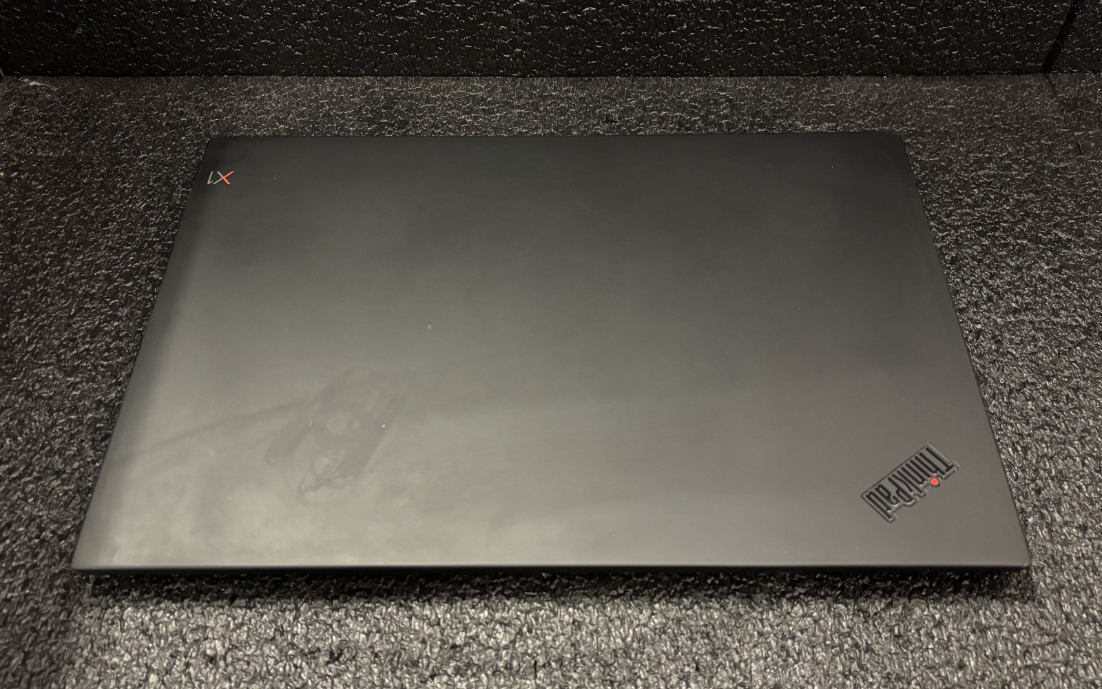 Lenovo ThinkPad X1 Extreme G1 15.6″ FHD i7-8750H | 2.20GHz | 16GB | 512GB | W11H
