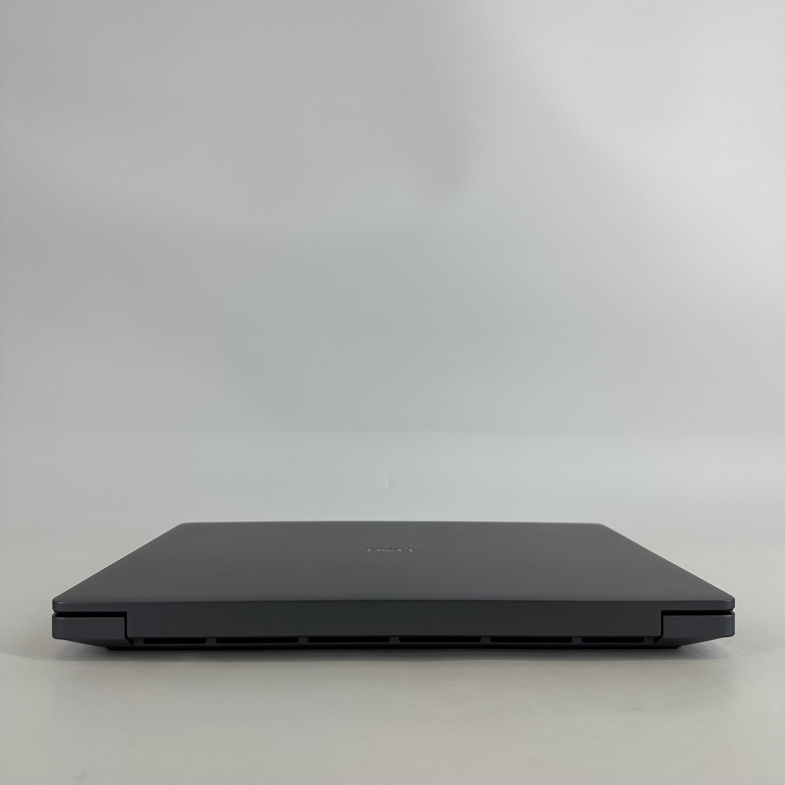 Dell Pro Max 16 Plus MB16250 FHD+ Ultra 9 285HX 96GB 2TB RTX PRO 4000 Blackwell