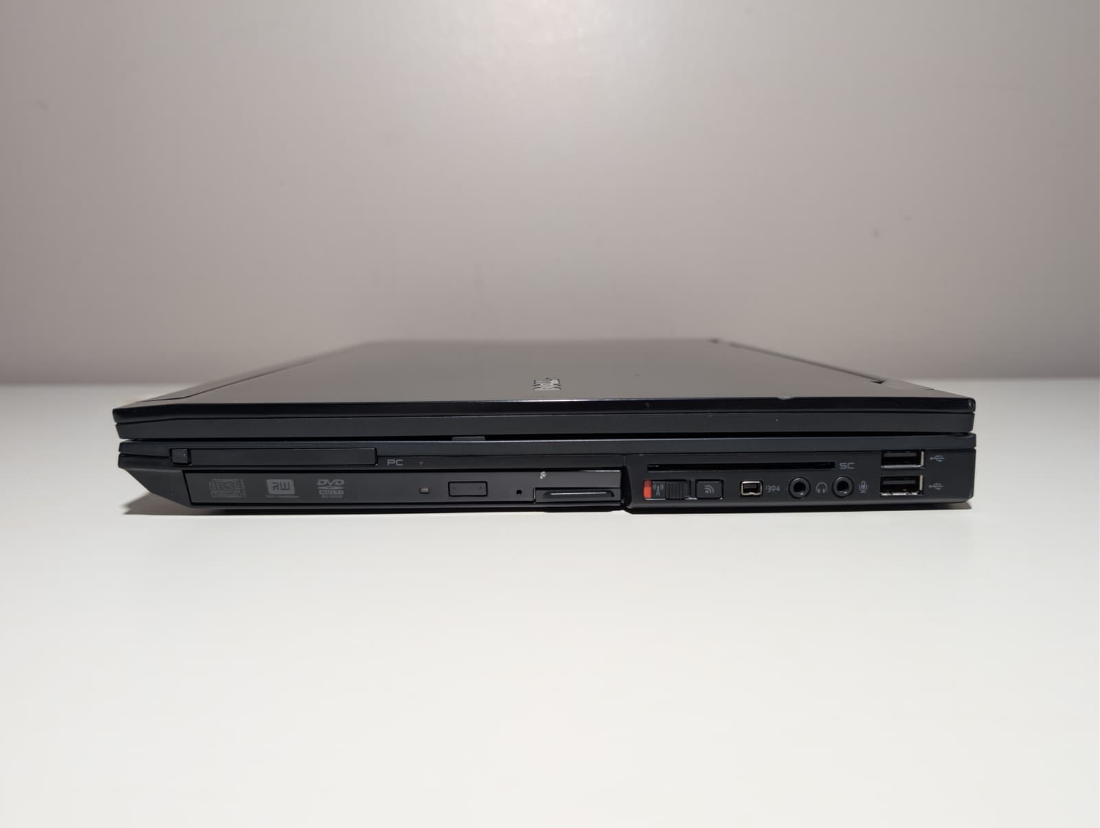 Dell Latitude E6500 | C2D T9900 4GB RAM 250GB HDD | Backlit NVIDIA Win XP 32-Bit