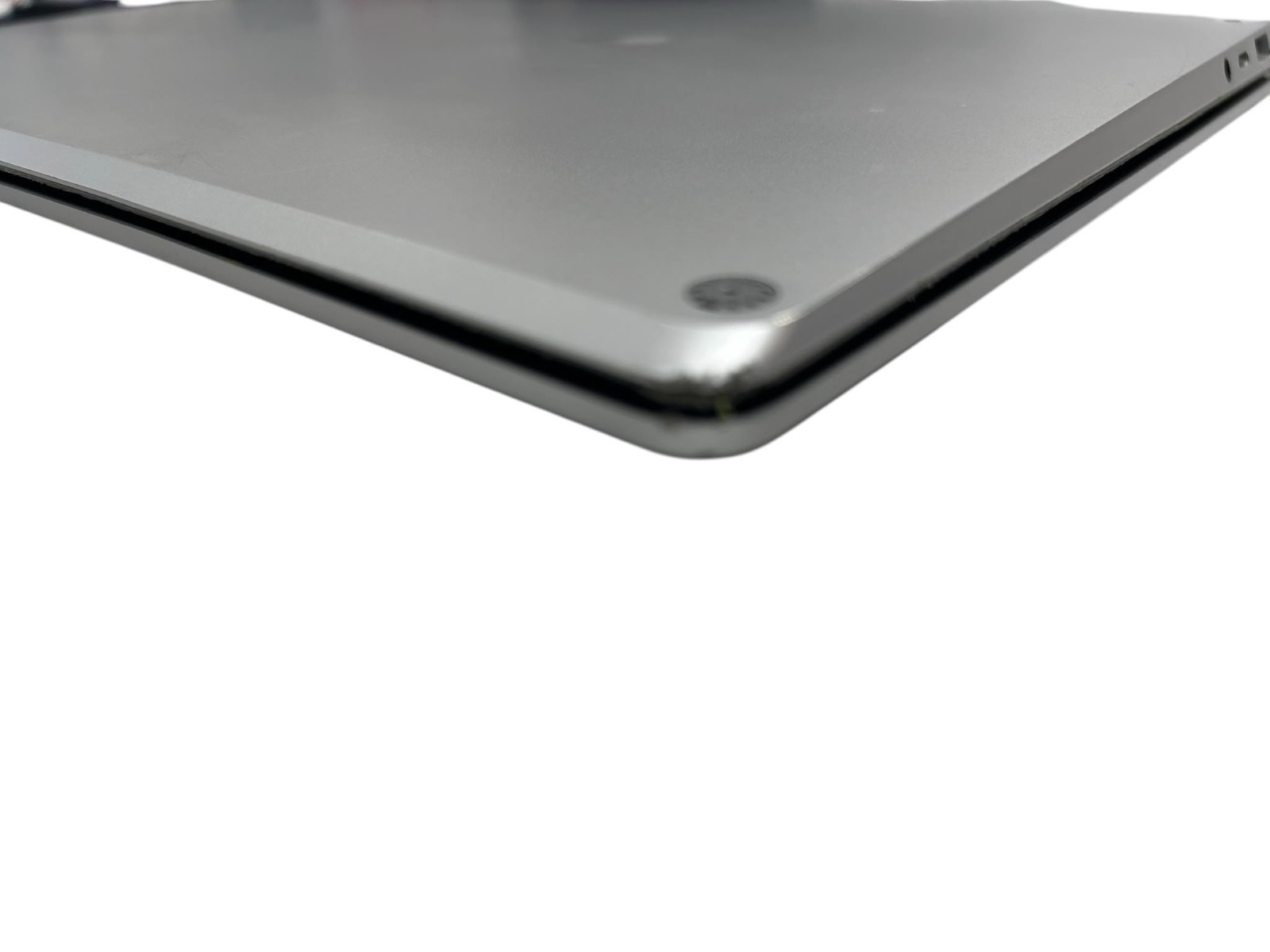Microsoft Surface Laptop 3 13.5″ i5-1035G7 8GB RAM 128GB SSD Platinum Win 11