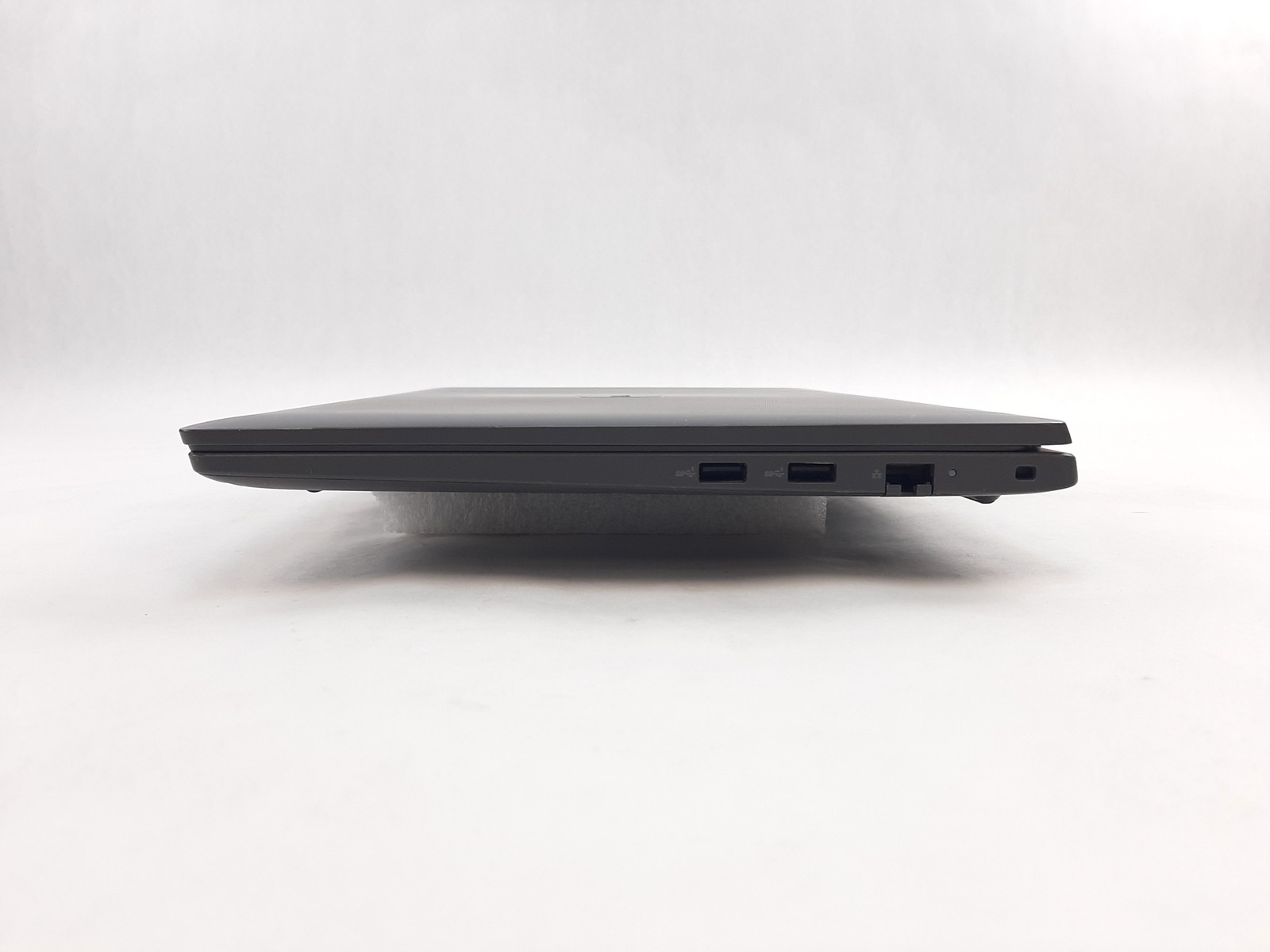 Dell Latitude 3550 i7-1355U 1.70GHz 16GB RAM 256GB NVMe Marks Part/Repair C3*679