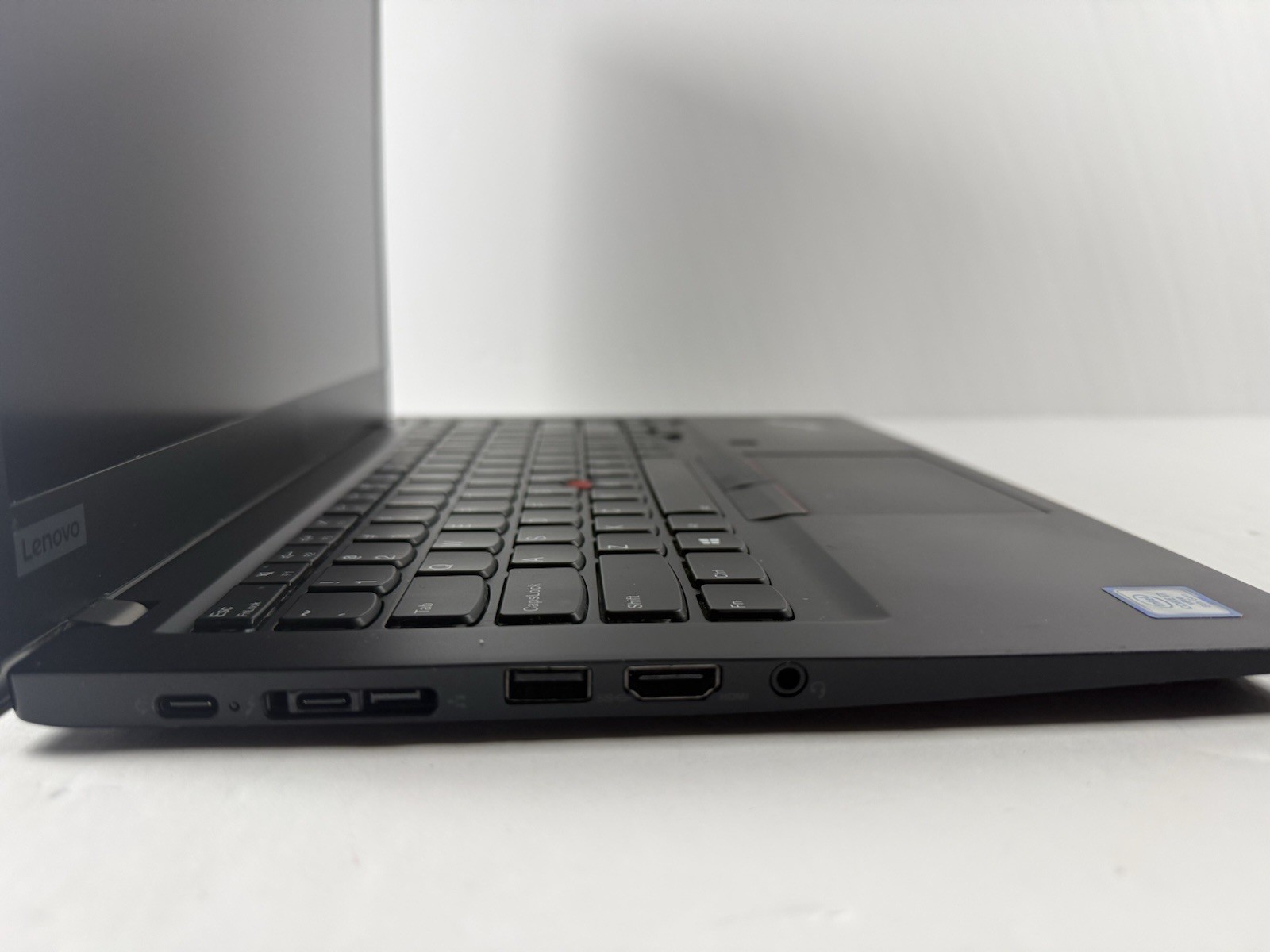 Lenovo ThinkPad T490s Touch 14″ i7-8665U 32GB RAM 512GB SSD Win 11 Pro FHD