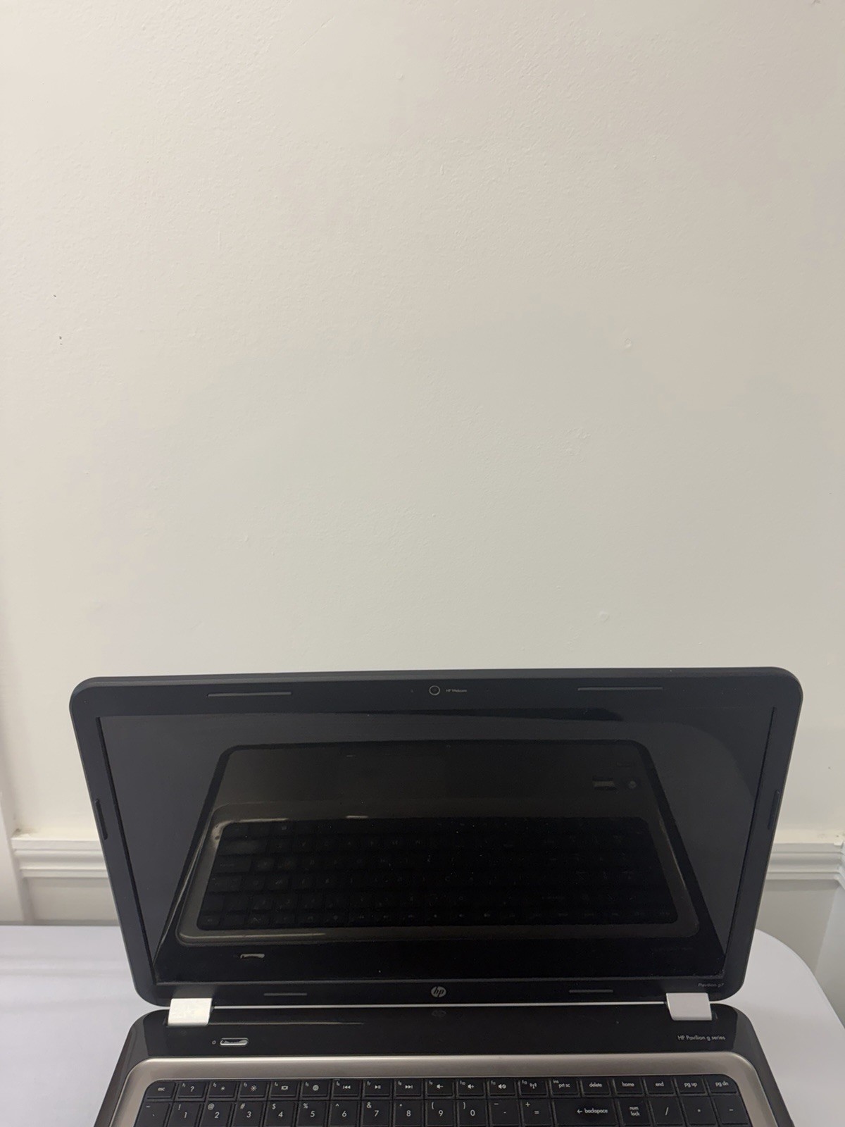 HP Pavilion g7 Laptop – Good Screen – AMD A4-3305m – RAM 4GB – Read Desc