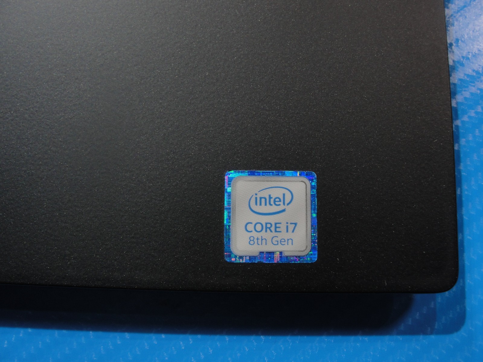 Dell Latitude 7490 14”FHD Intel Core i7-8650U 1.90GHz 8GB RAM 512GB SSD +PA