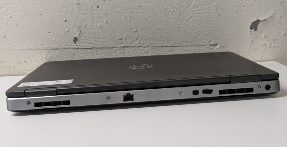 Dell Precision 7540 15.6″ i9-9880H 2.30GHz 32GB 512GB SSD W11P RTX 3000 42LX8Y2