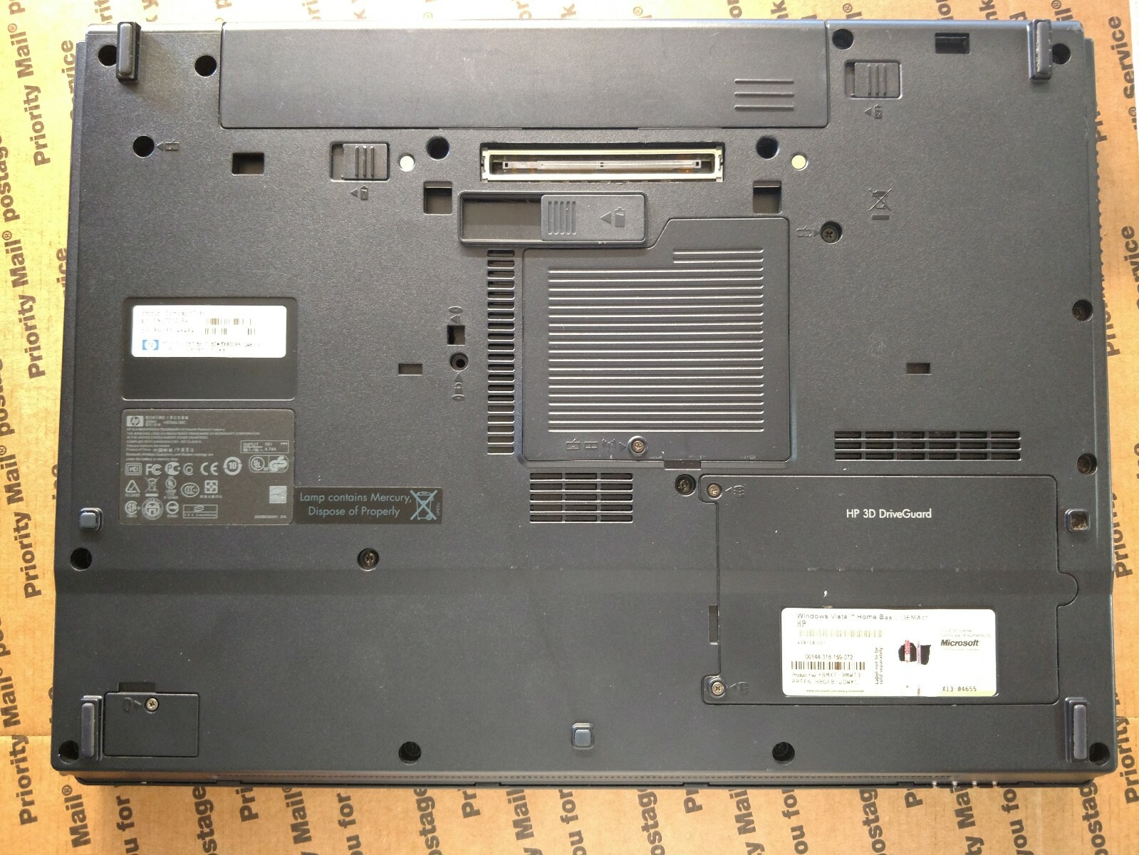 HP Compaq 6715b AMD Turion 1.6GHz,1024Mb,Bluetooth+Wi-Fi(NO HDD,caddy,Opt.Dr,AC)