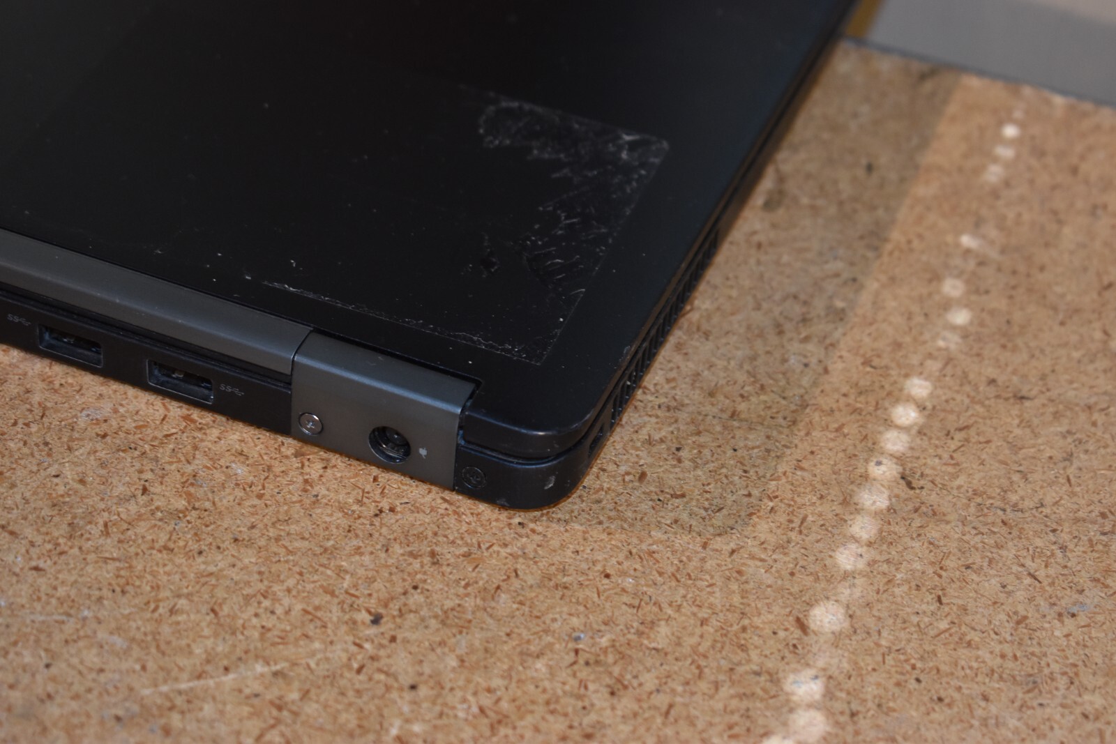 Dell Latitude E7470 Ultrabook Intel Core i5-6300U 128GB SSD Windows 7 Pro 32-bit