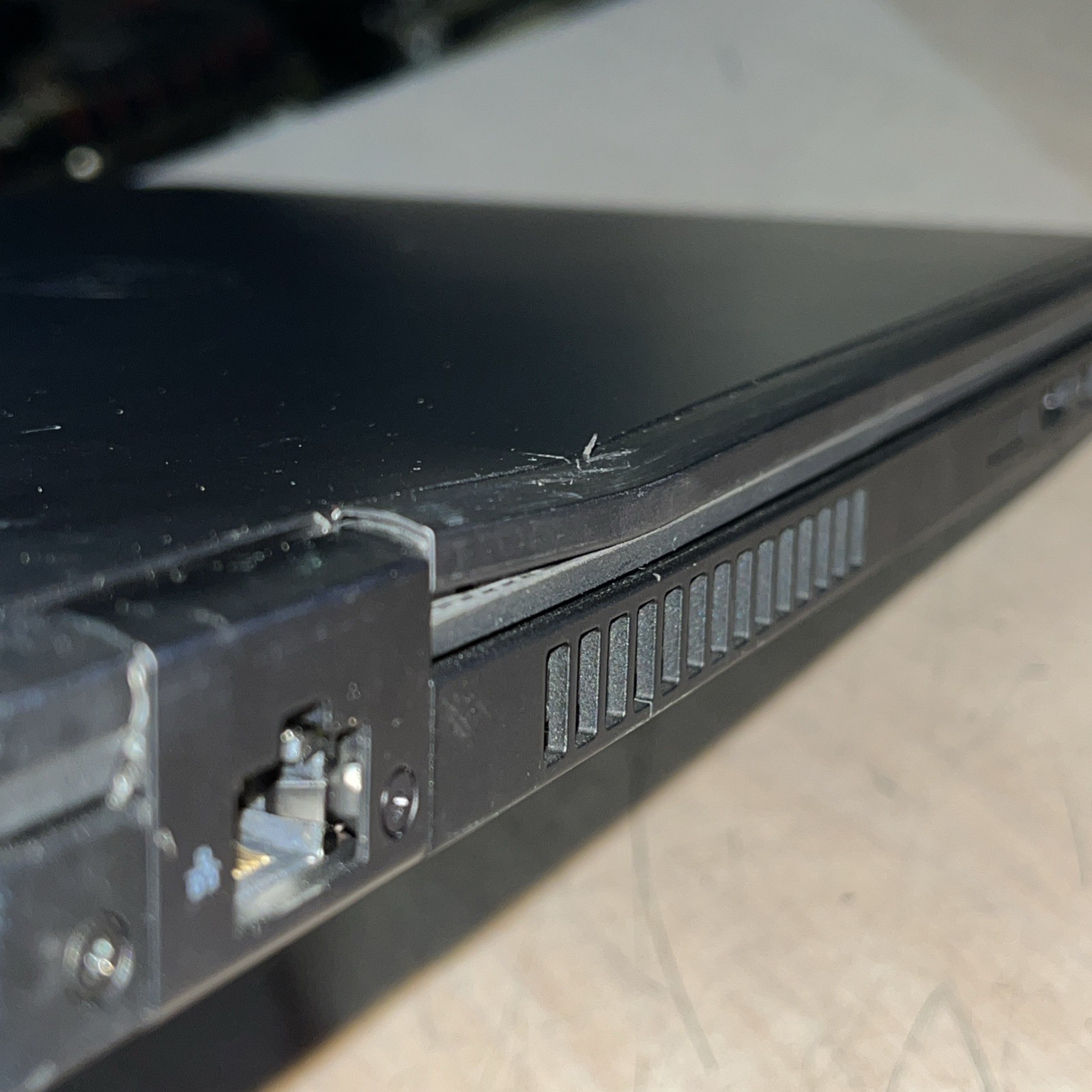 DELL LATITUDE 5490 INTEL CORE I5-7300U 2.60GHZ 8GB RAM NO HD
