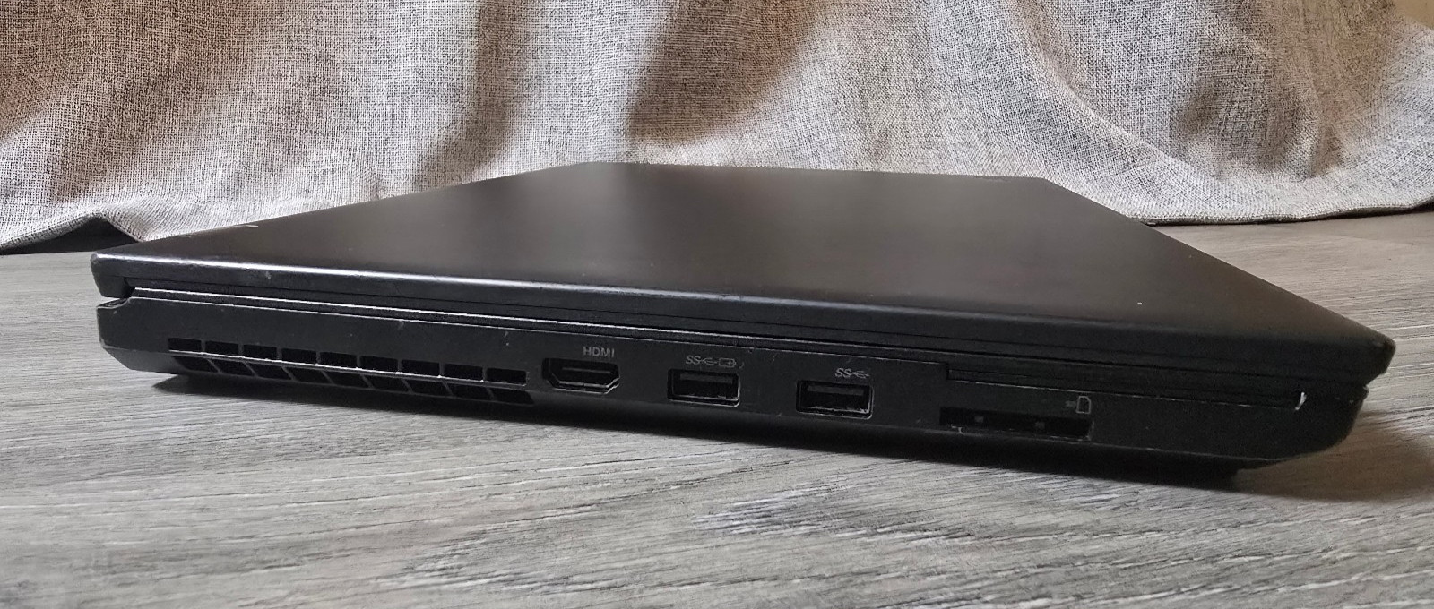 Lenovo Thinkpad p53 – i7 9850H – 32gb Ram – 256gb NVME – RTX 3000 – Dock –