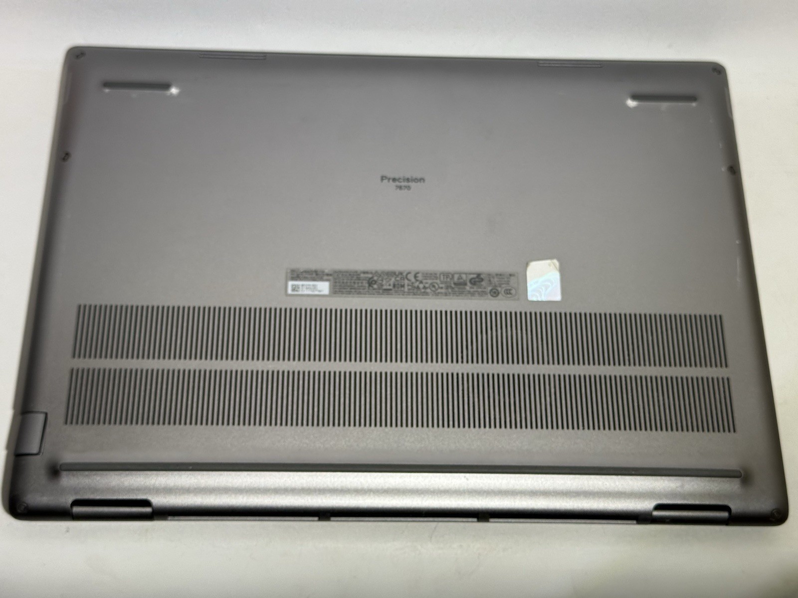 Dell Precision 7670 16″ i7-12850HX 32GB 512GB RTX A2000