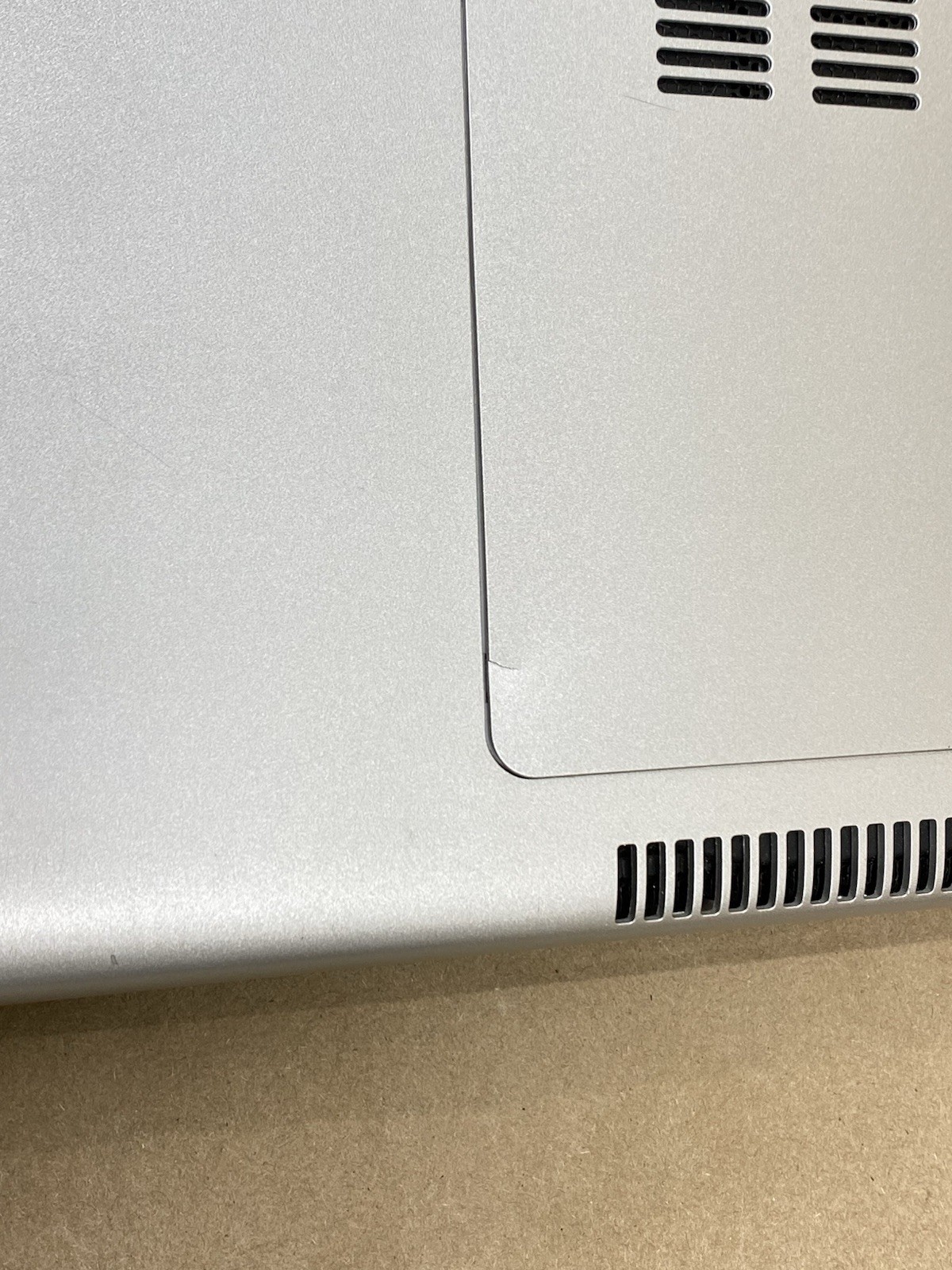 HP 440 G5 – 14″ 1366×768 – i5-8250U – 4GB – 128GB SSD – Win 11 Pro READ